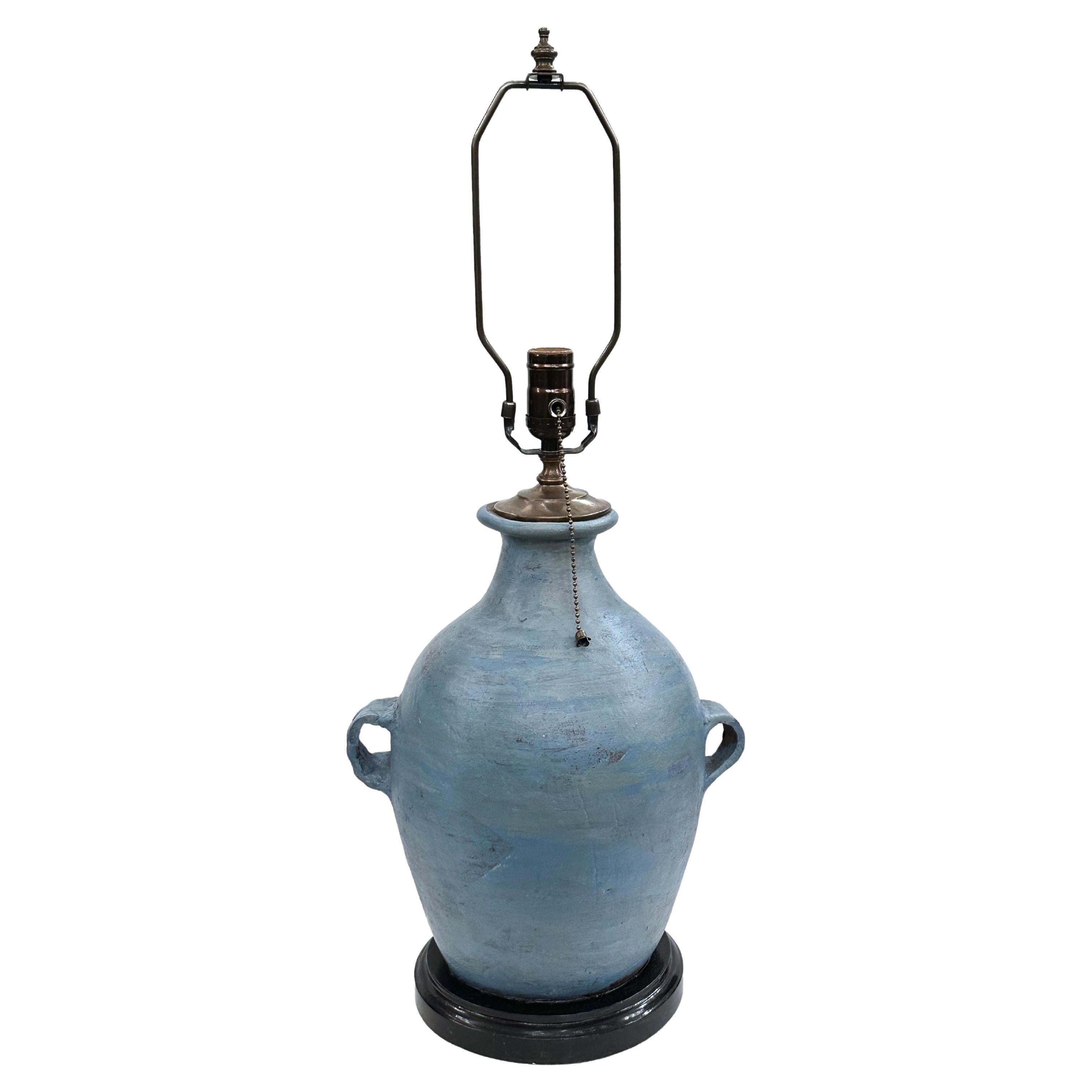 Lampe en poterie peinte du milieu du siècle