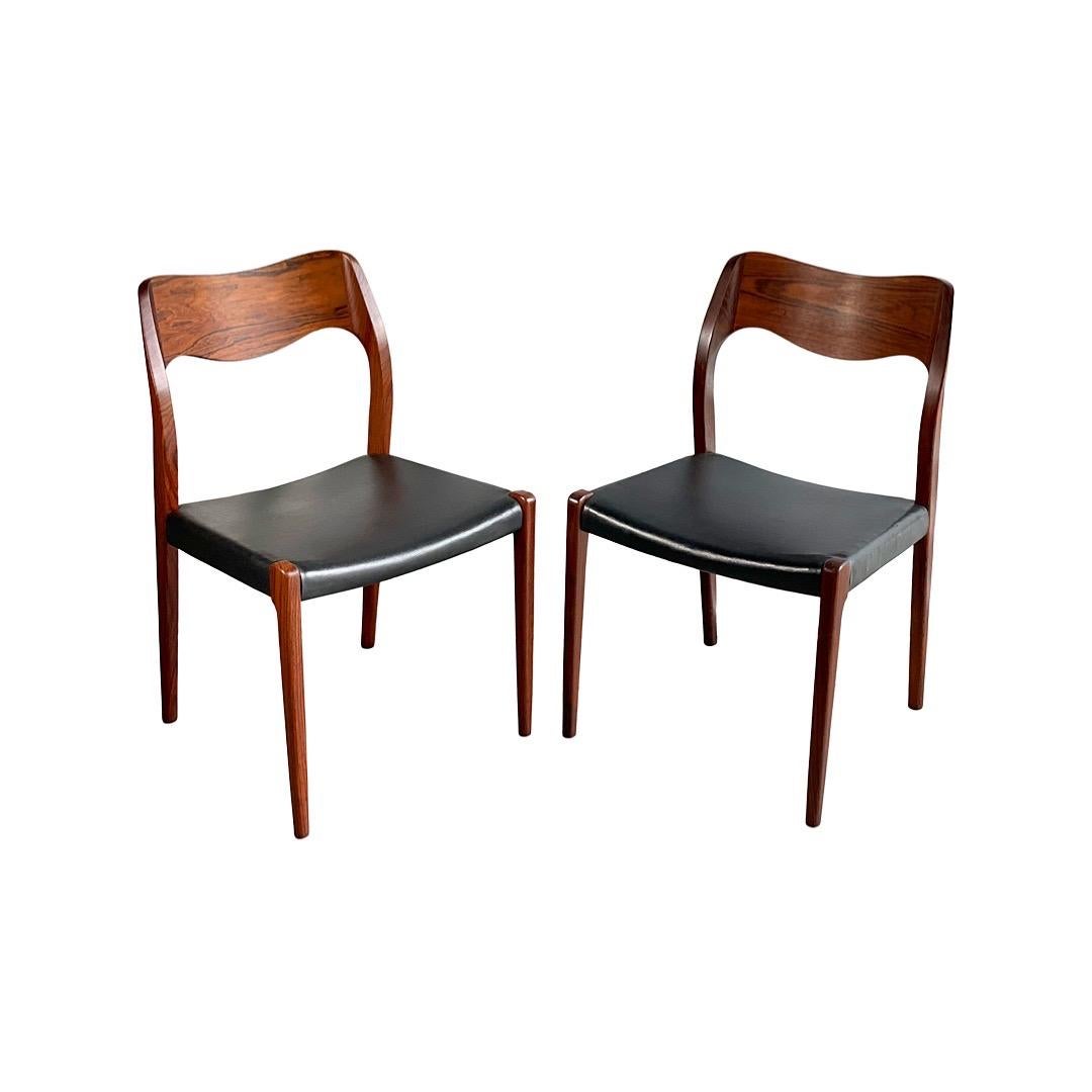 Late 20th Century Midcentury Pair, JL Moller Model 71 Dining Chairs in Rosewood, Made in Denmark