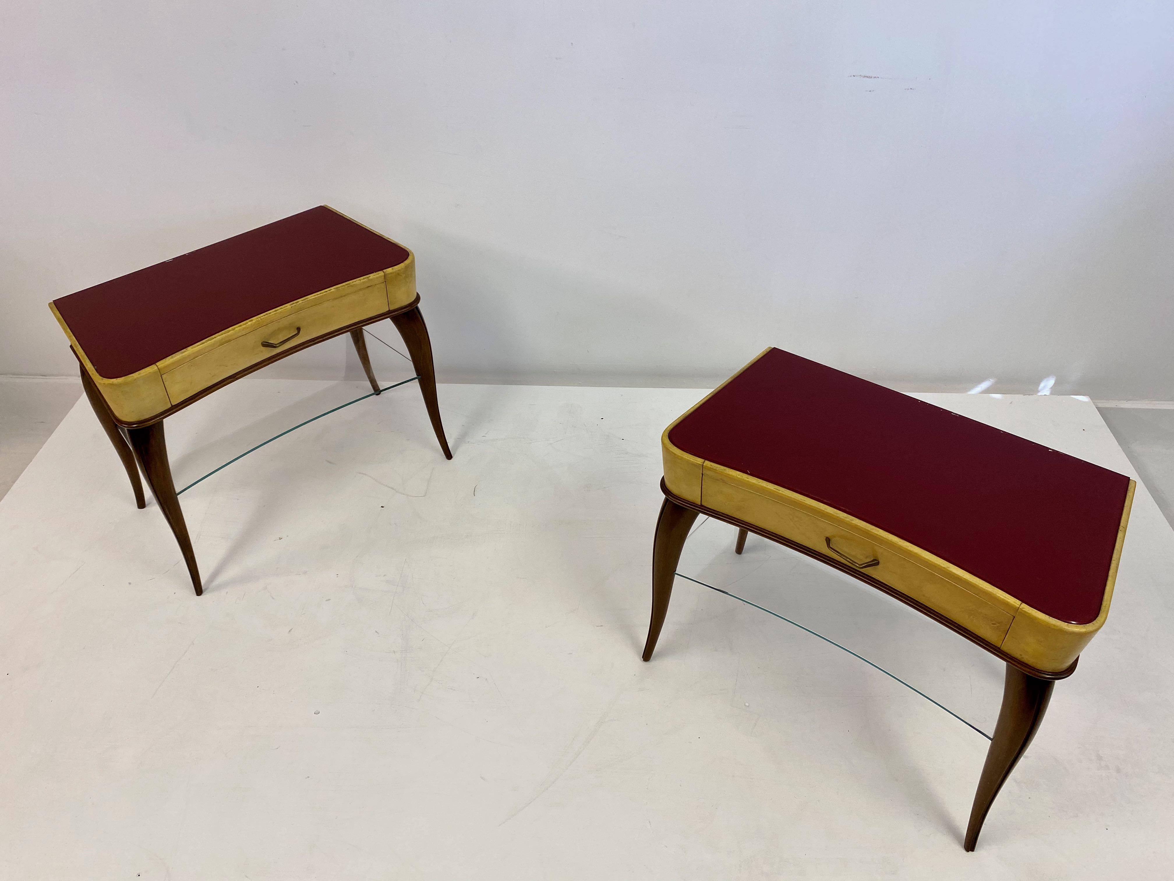 Midcentury Pair of 1950s Italian Wood and Parchment Bedside Tables 7