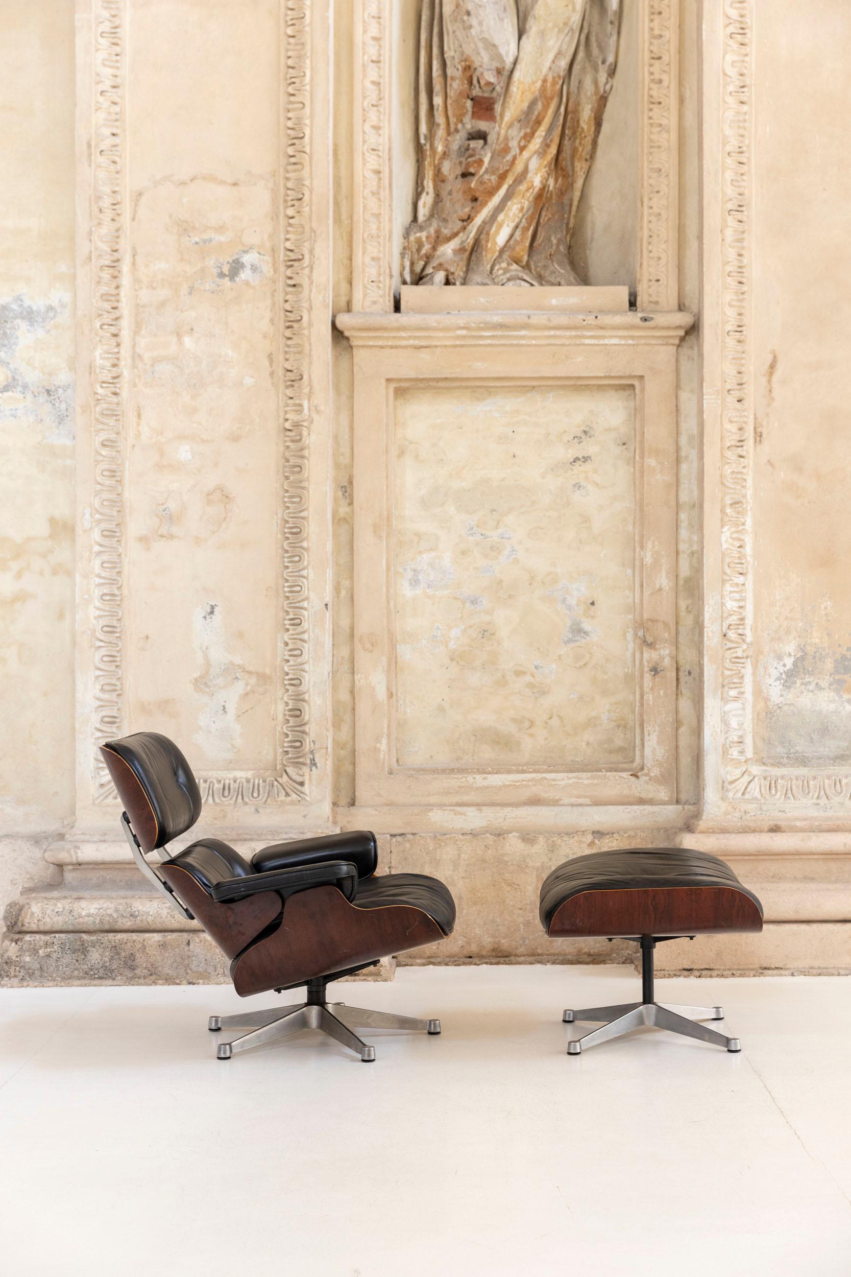 Paire de fauteuils du milieu du siècle dernier par Charles e Ray Eames pour ICF, Italie 1960 2