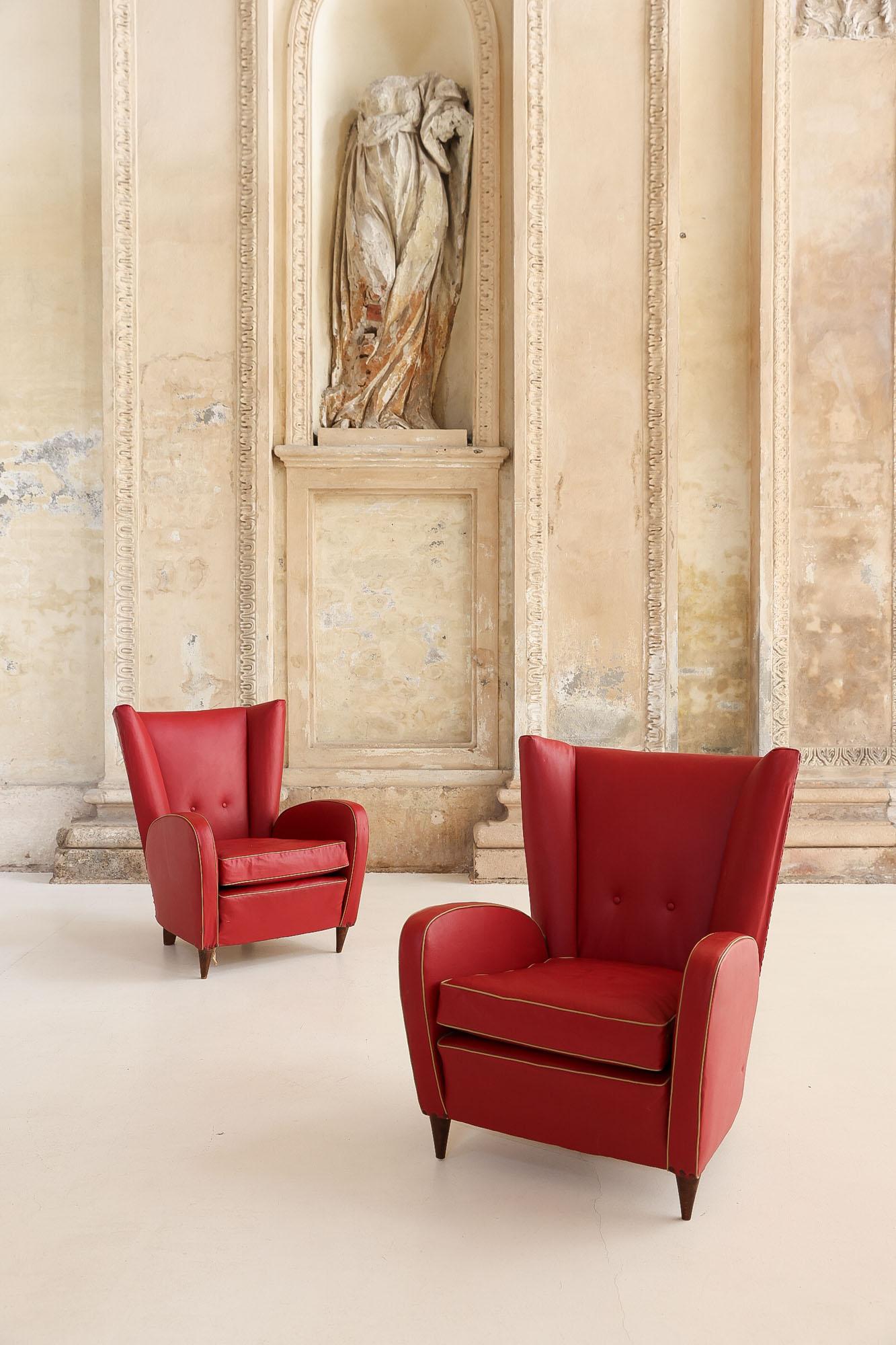 Mid-Century Modern Midcentury pair of armchairs by Paolo Buffa, Italy 1940s For Sale