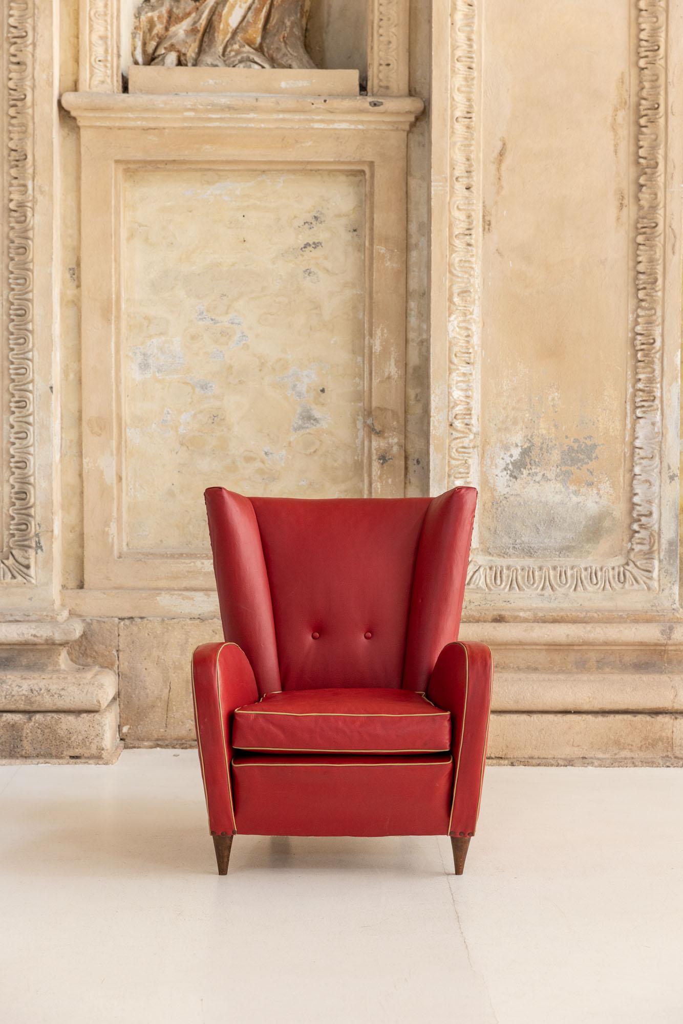 Italian Midcentury pair of armchairs by Paolo Buffa, Italy 1940s For Sale