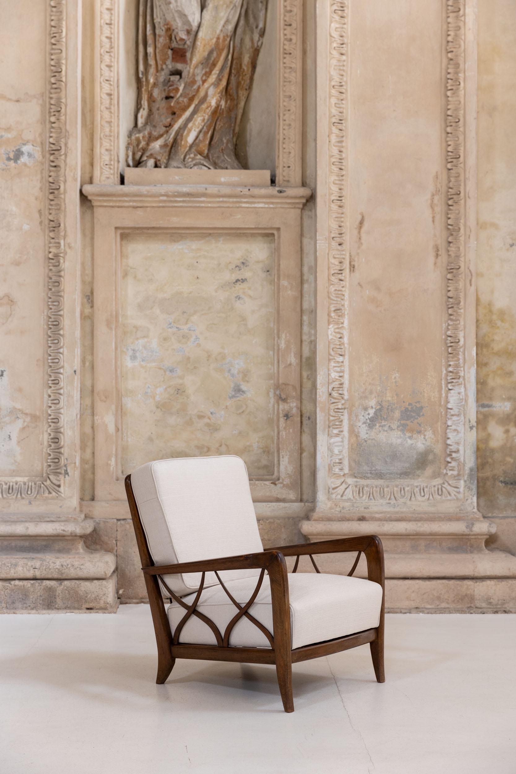 Paar Sessel aus der Mitte des Jahrhunderts, entworfen von Paolo Buffa im Zustand „Hervorragend“ im Angebot in Piacenza, Italy