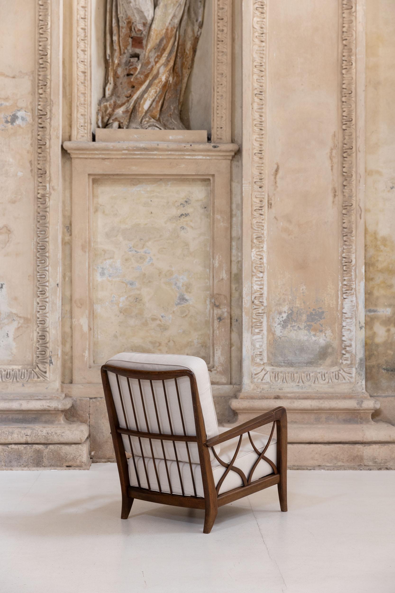 Paar Sessel aus der Mitte des Jahrhunderts, entworfen von Paolo Buffa (Holz) im Angebot