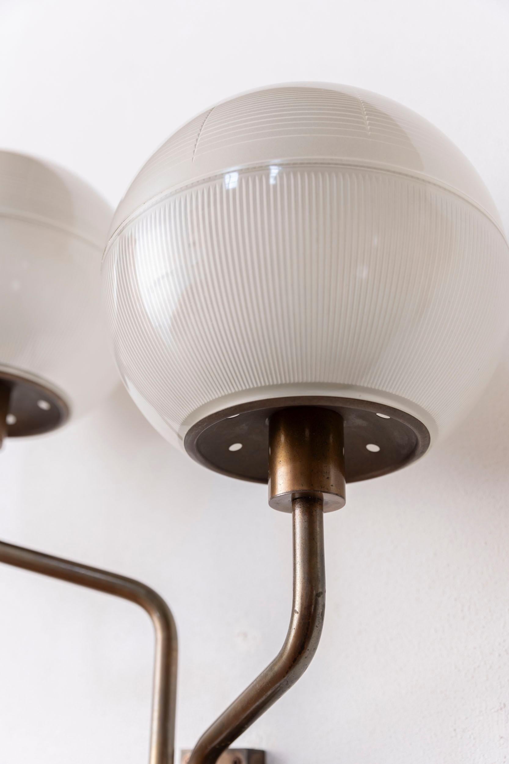 Midcentury pair of Azucena wall lights, Italy 1950 For Sale 1