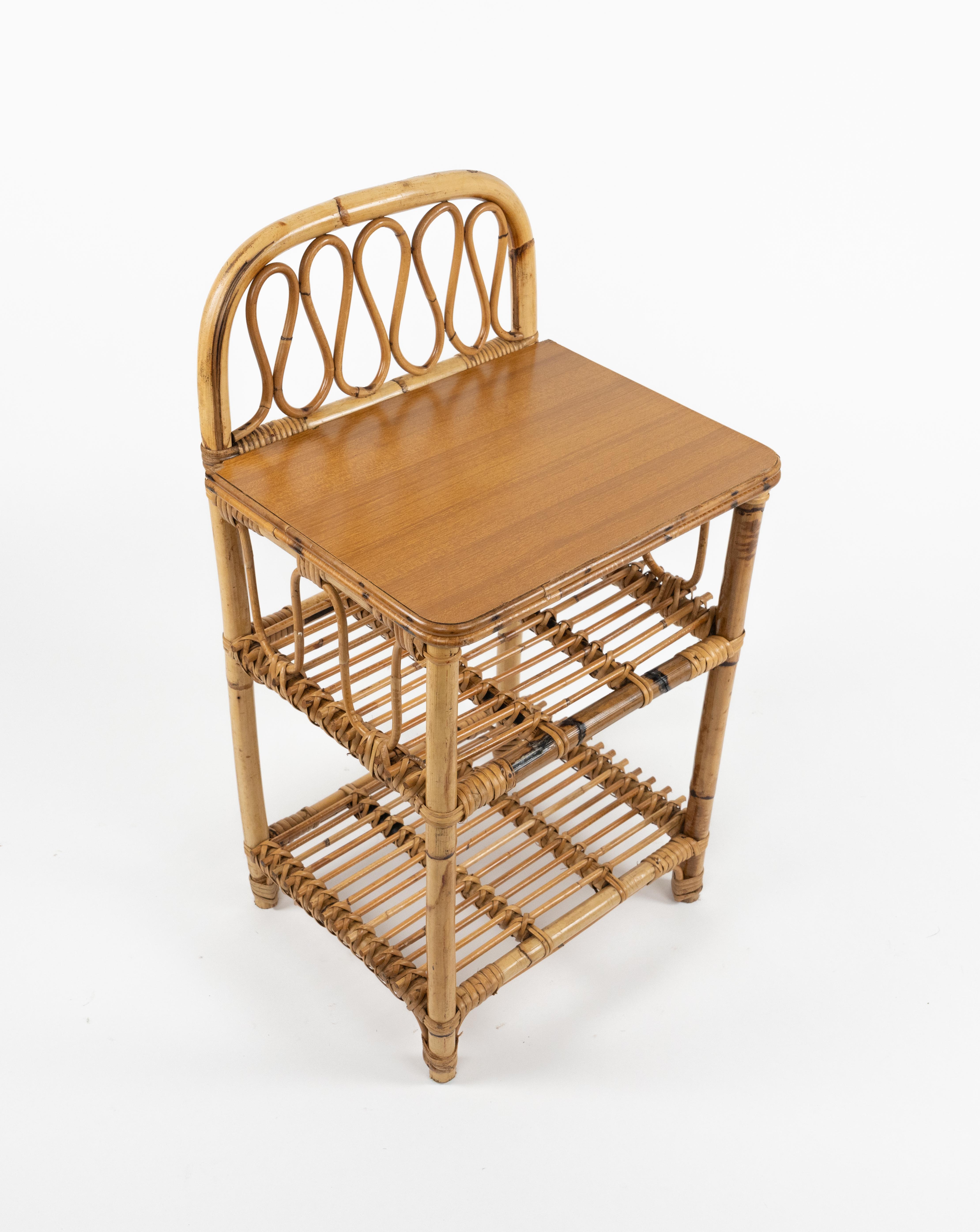 Midcentury Paar Bad Beistelltische aus Bambus und Rattan, Italien 1960er Jahre im Angebot 12