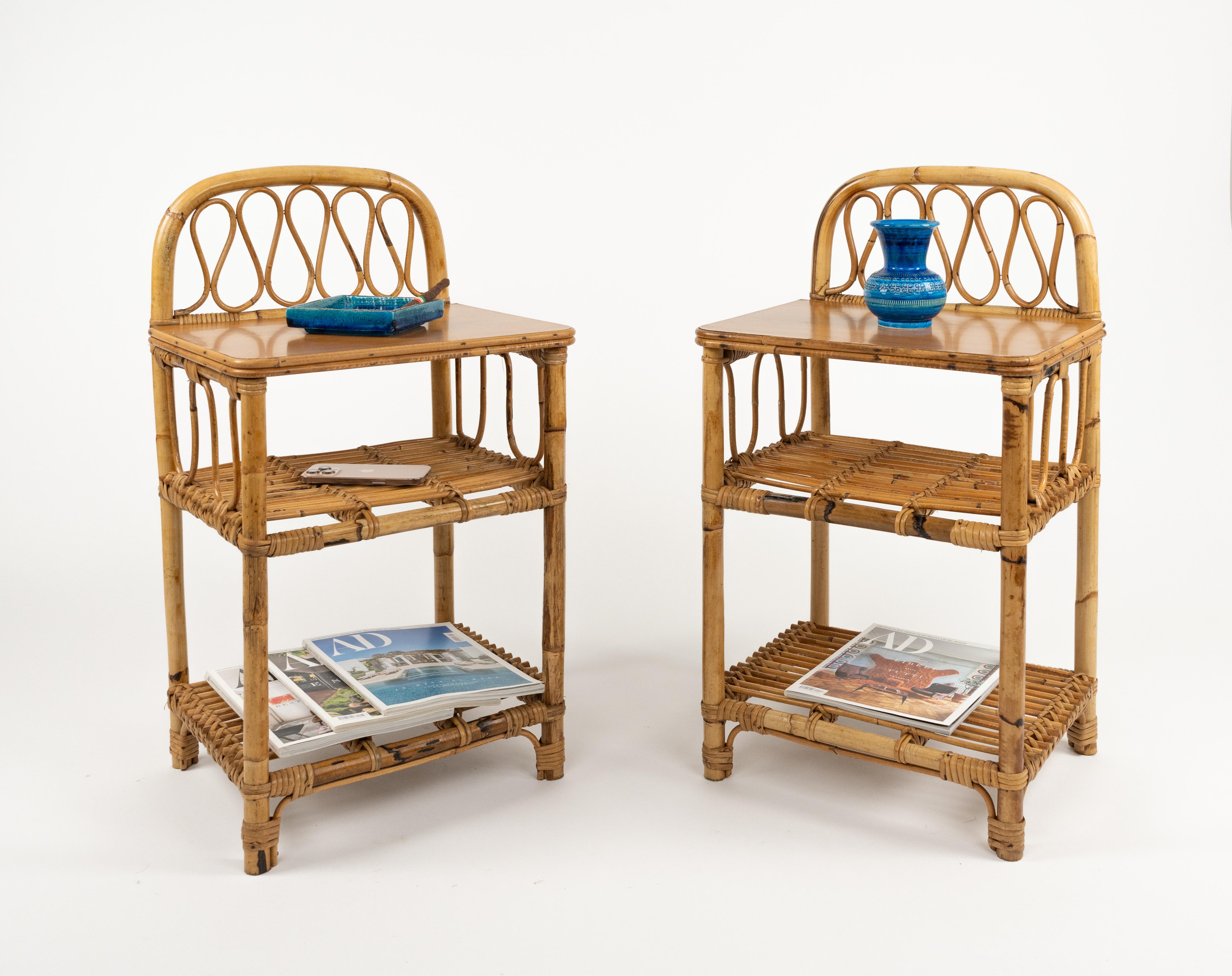 Midcentury Paar Bad Beistelltische aus Bambus und Rattan, Italien 1960er Jahre (Mitte des 20. Jahrhunderts) im Angebot