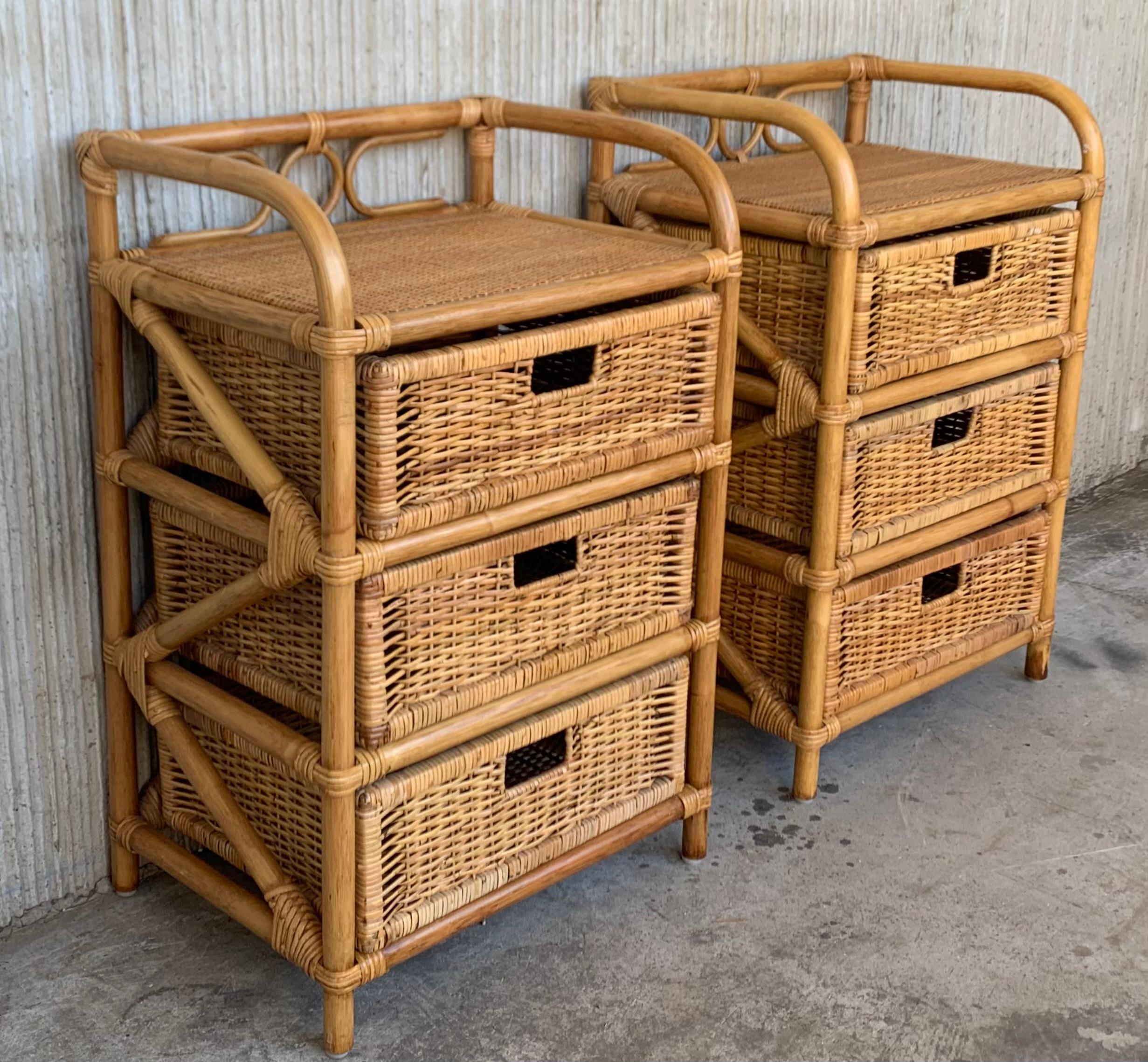 Italian Midcentury Pair of Bamboo & Rattan Nightstands with Three Drawers For Sale