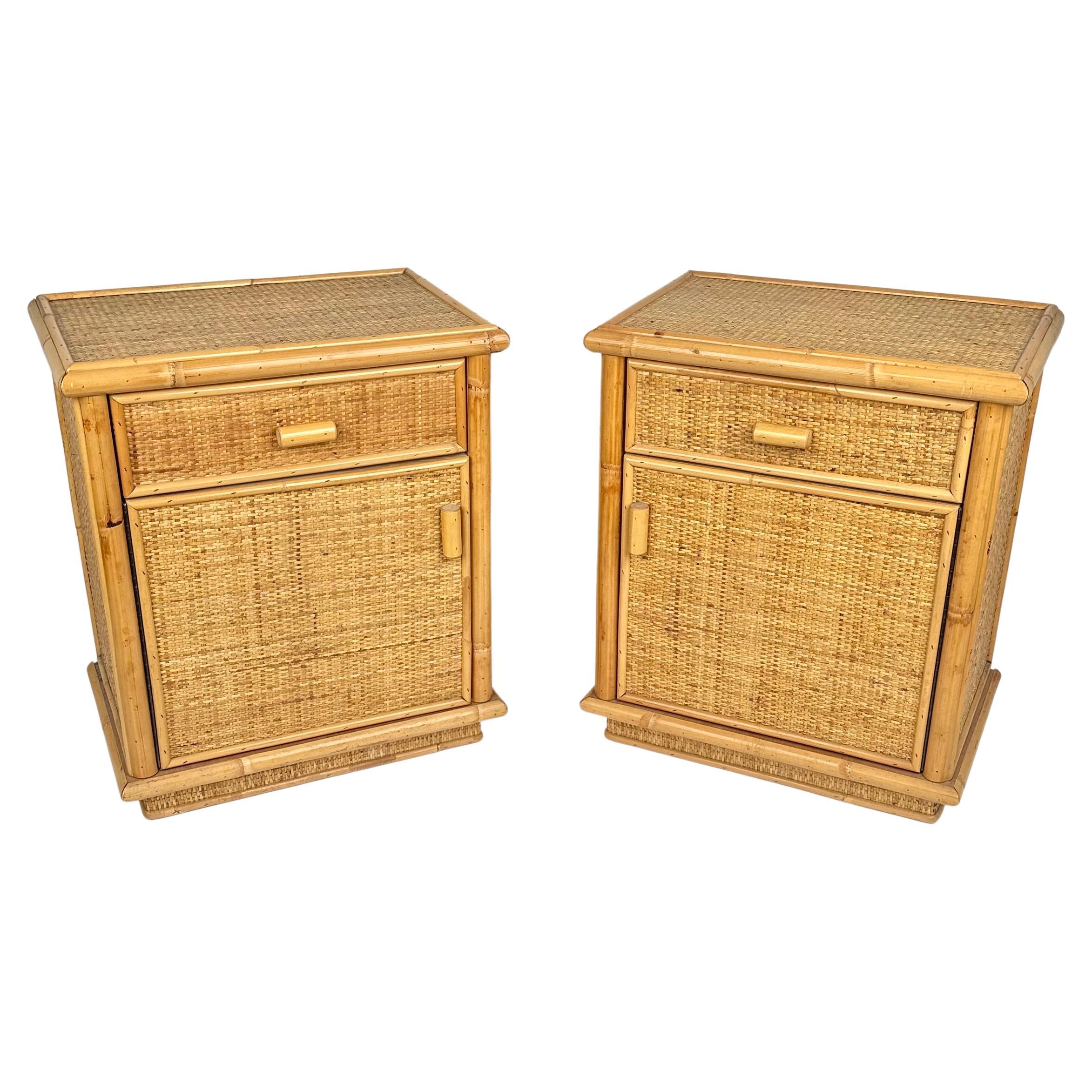 Midcentury Pair of Bed Side Tables Nightstands in Bamboo & Rattan, Italy, 1970s For Sale 8