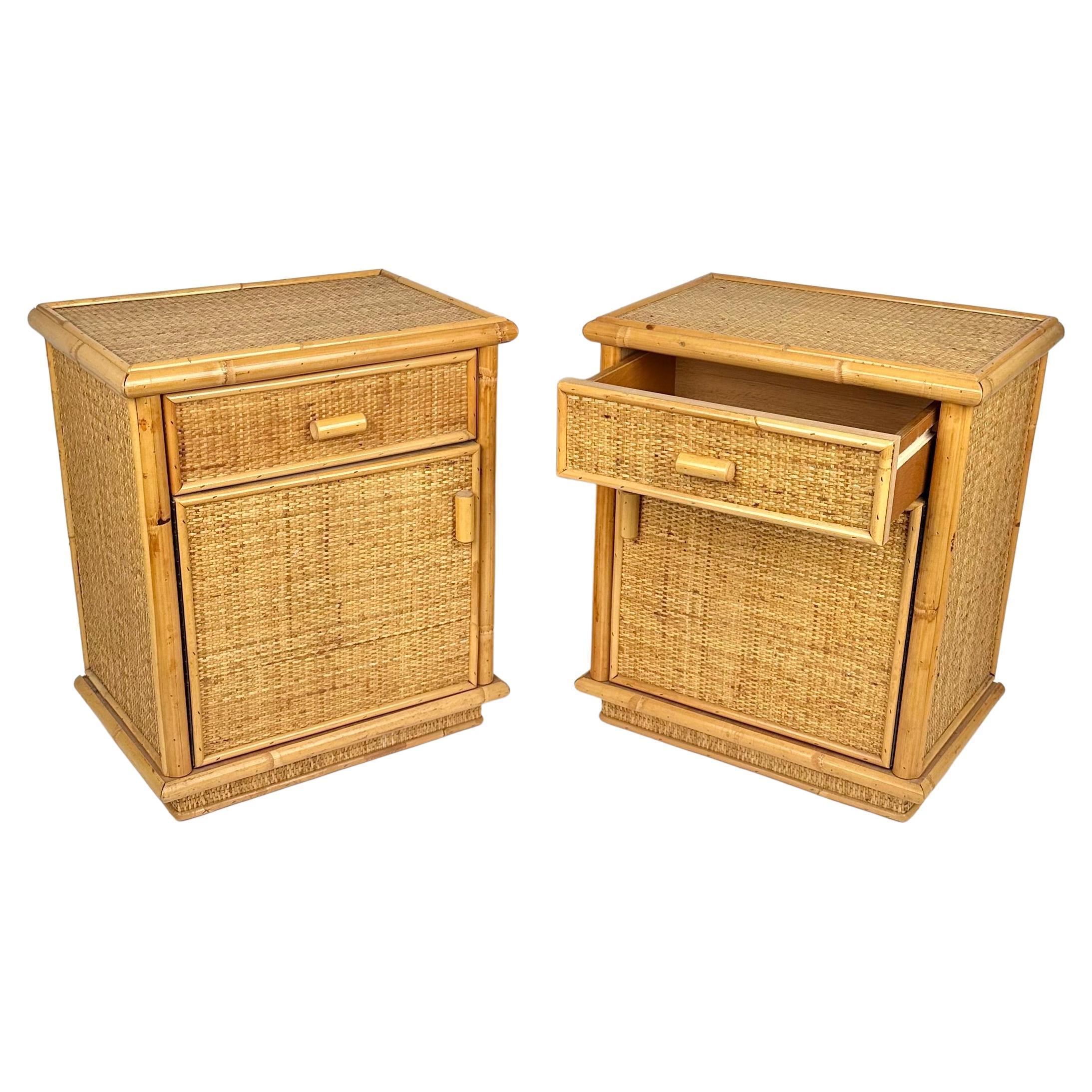 Italian Midcentury Pair of Bed Side Tables Nightstands in Bamboo & Rattan, Italy, 1970s For Sale