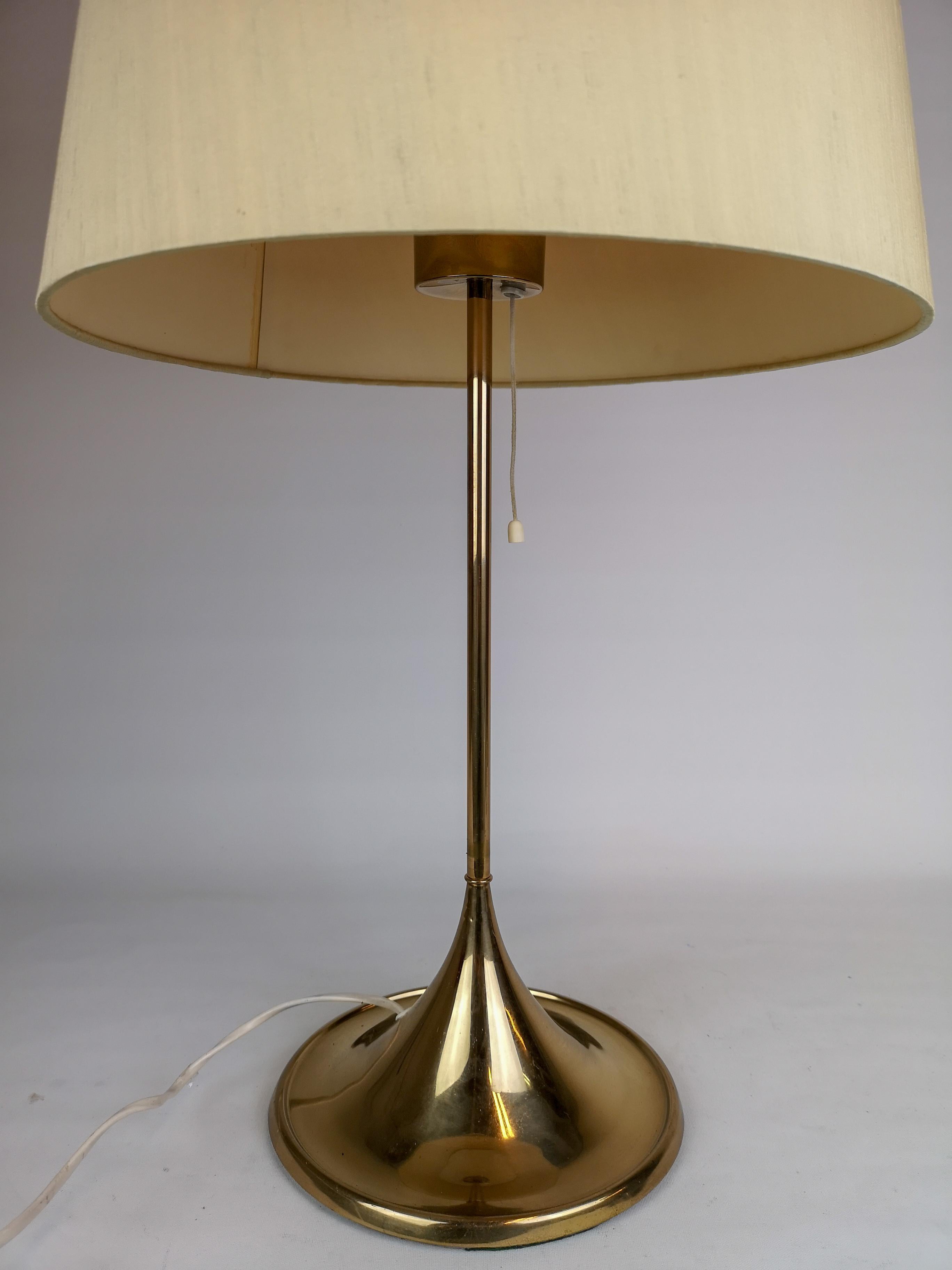 Midcentury Pair of Bergboms B-024 Table Lamps, 1960s, Sweden 4