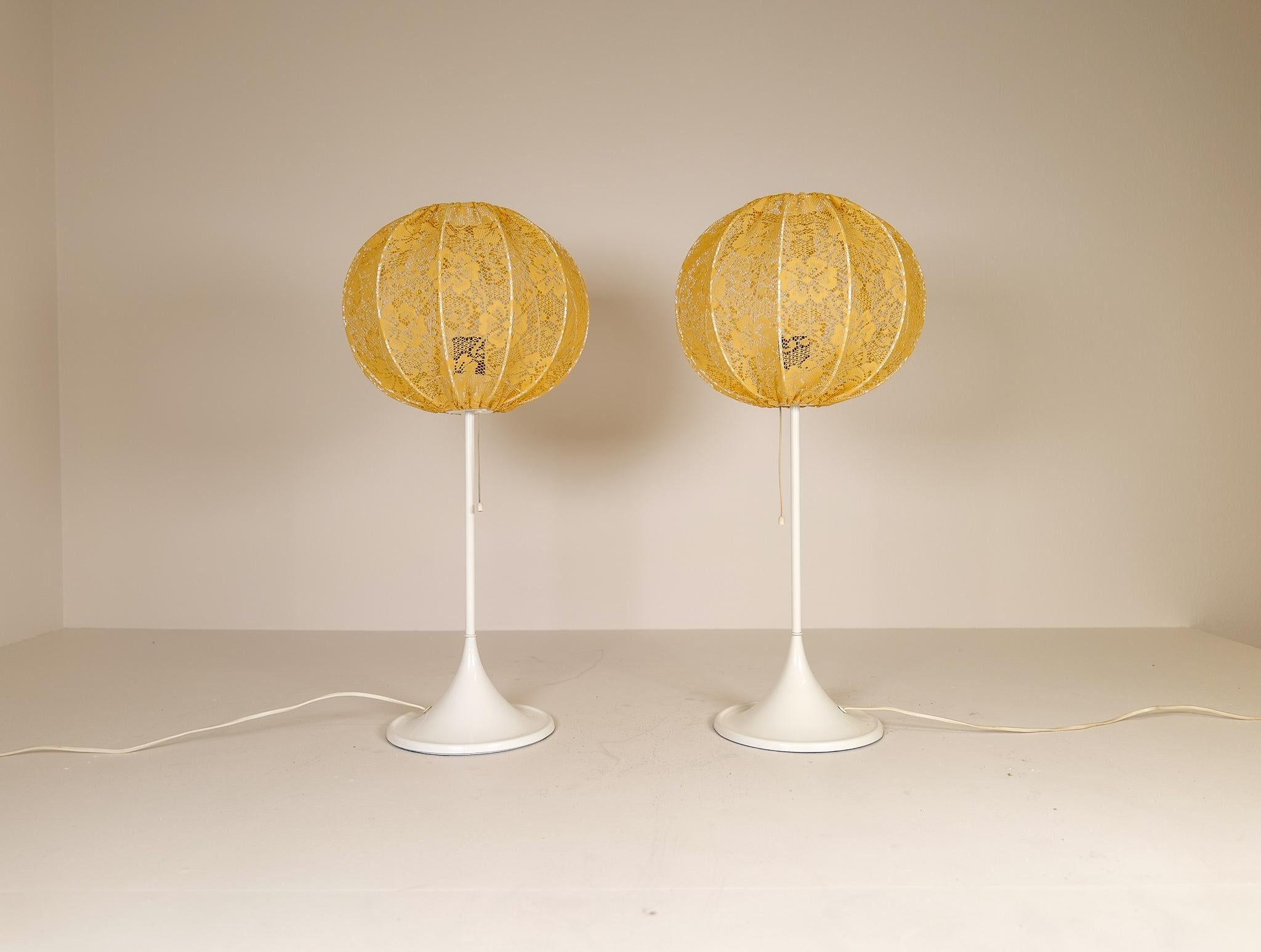 Mid-Century Modern Midcentury Pair of Bergboms B-024 Table Lamps, 1960s, Sweden For Sale