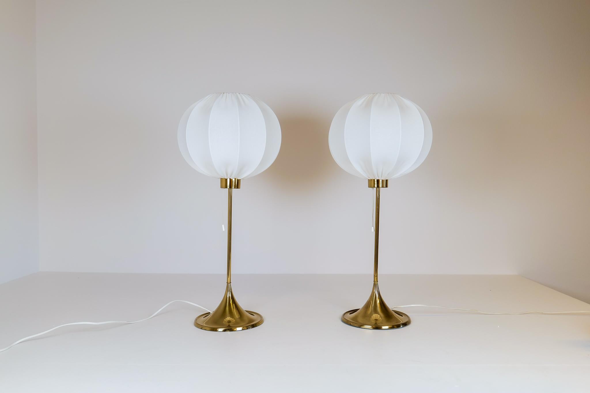 Midcentury Pair of Bergboms B-024 Table Lamps, 1960s, Sweden In Good Condition For Sale In Hillringsberg, SE