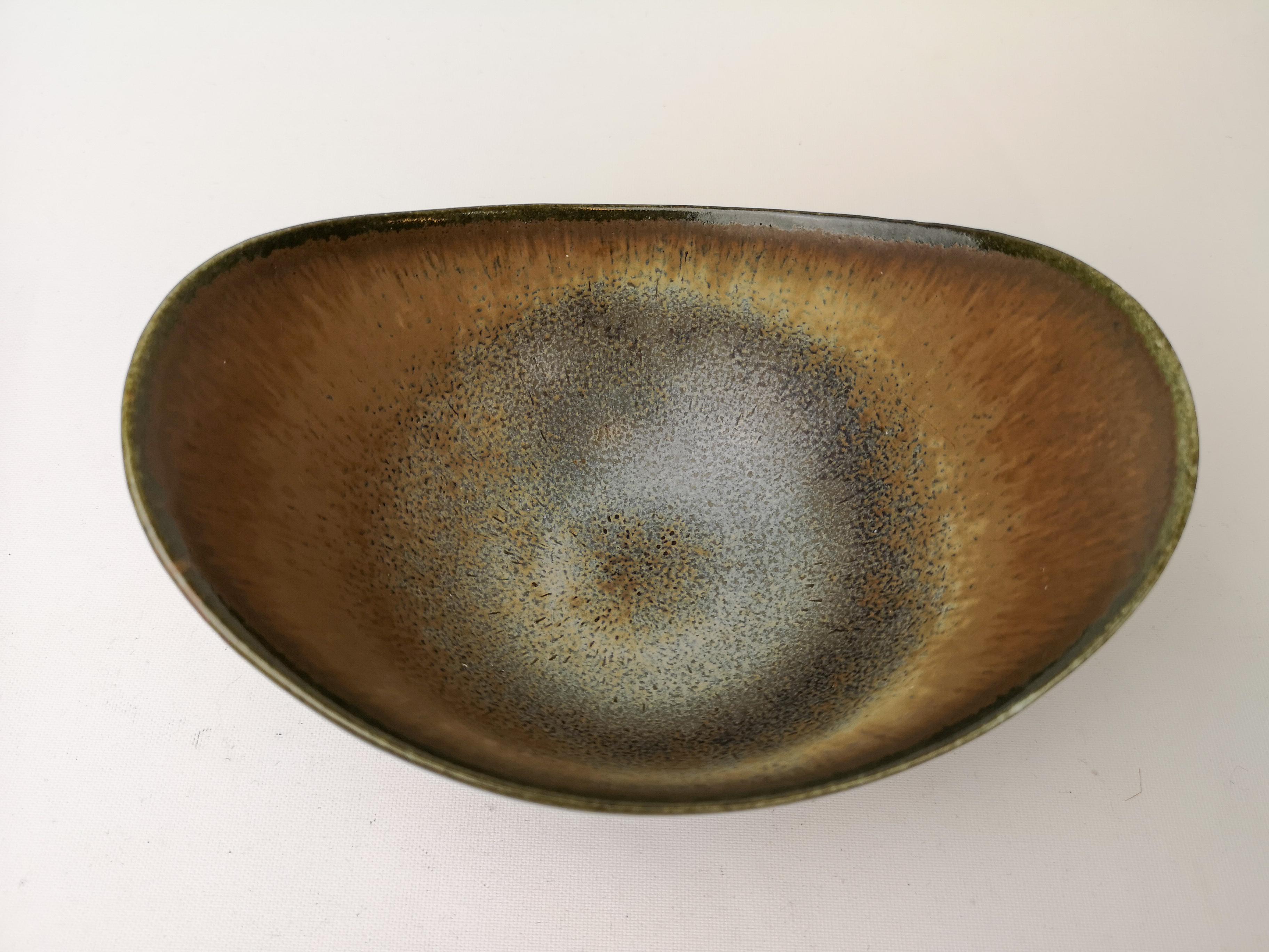 Midcentury Pair of Bowls Rörstrand Sweden by Gunnar Nylund, 1950s In Good Condition For Sale In Hillringsberg, SE