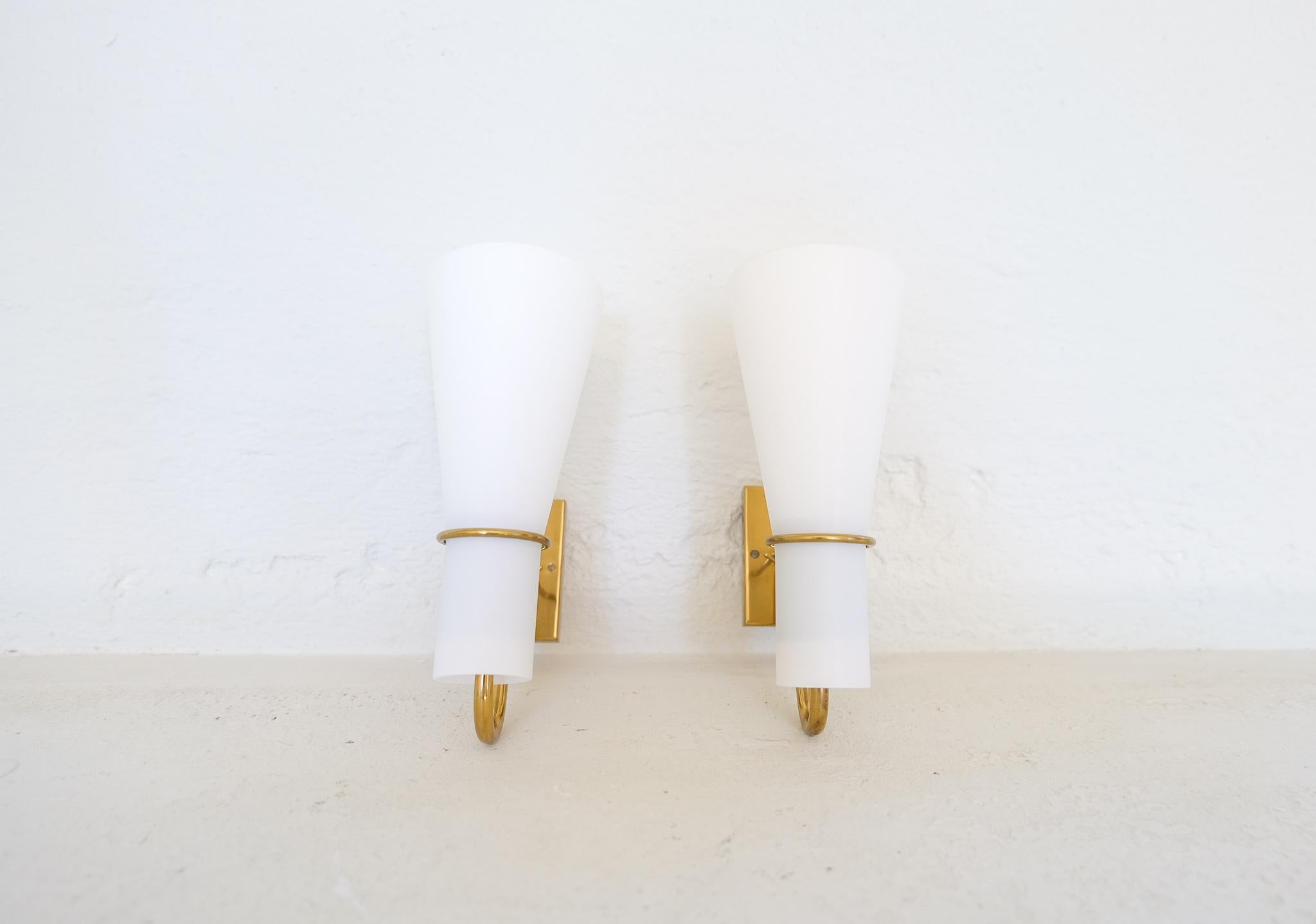 Mid-20th Century Midcentury Pair of Brass and Opaline Wall Lamps Hans Bergström Asea Sweden 1950s