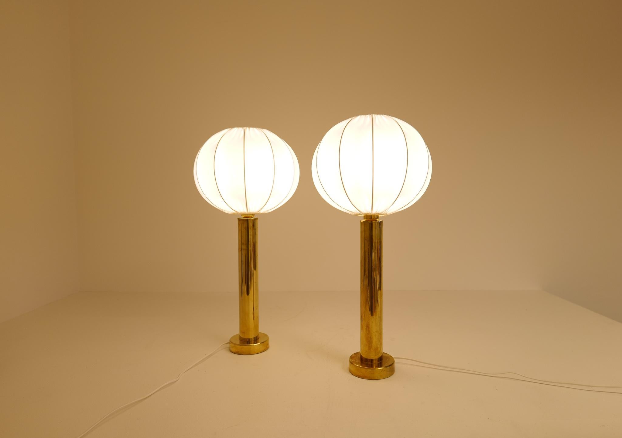 Midcentury Pair of Brass Table Lamps by Kosta Elarmatur, Sweden, 1960s For Sale 7