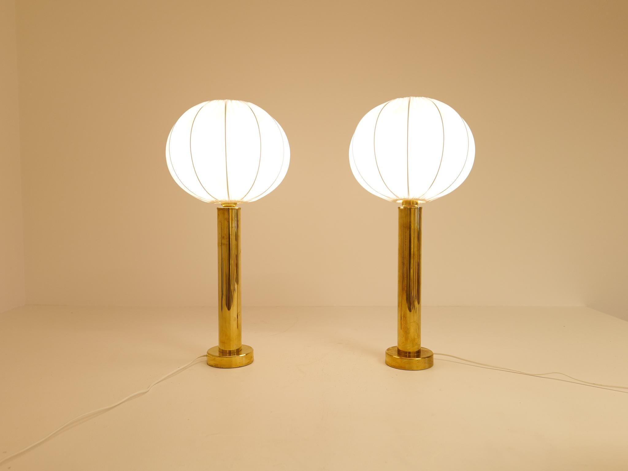 Midcentury Pair of Brass Table Lamps by Kosta Elarmatur, Sweden, 1960s For Sale 9