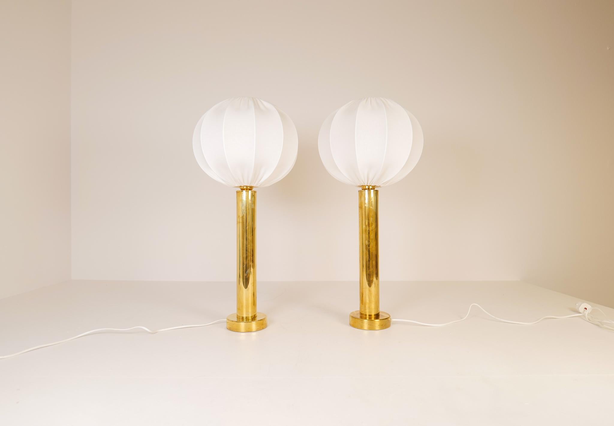 Midcentury Pair of Brass Table Lamps by Kosta Elarmatur, Sweden, 1960s In Good Condition For Sale In Hillringsberg, SE