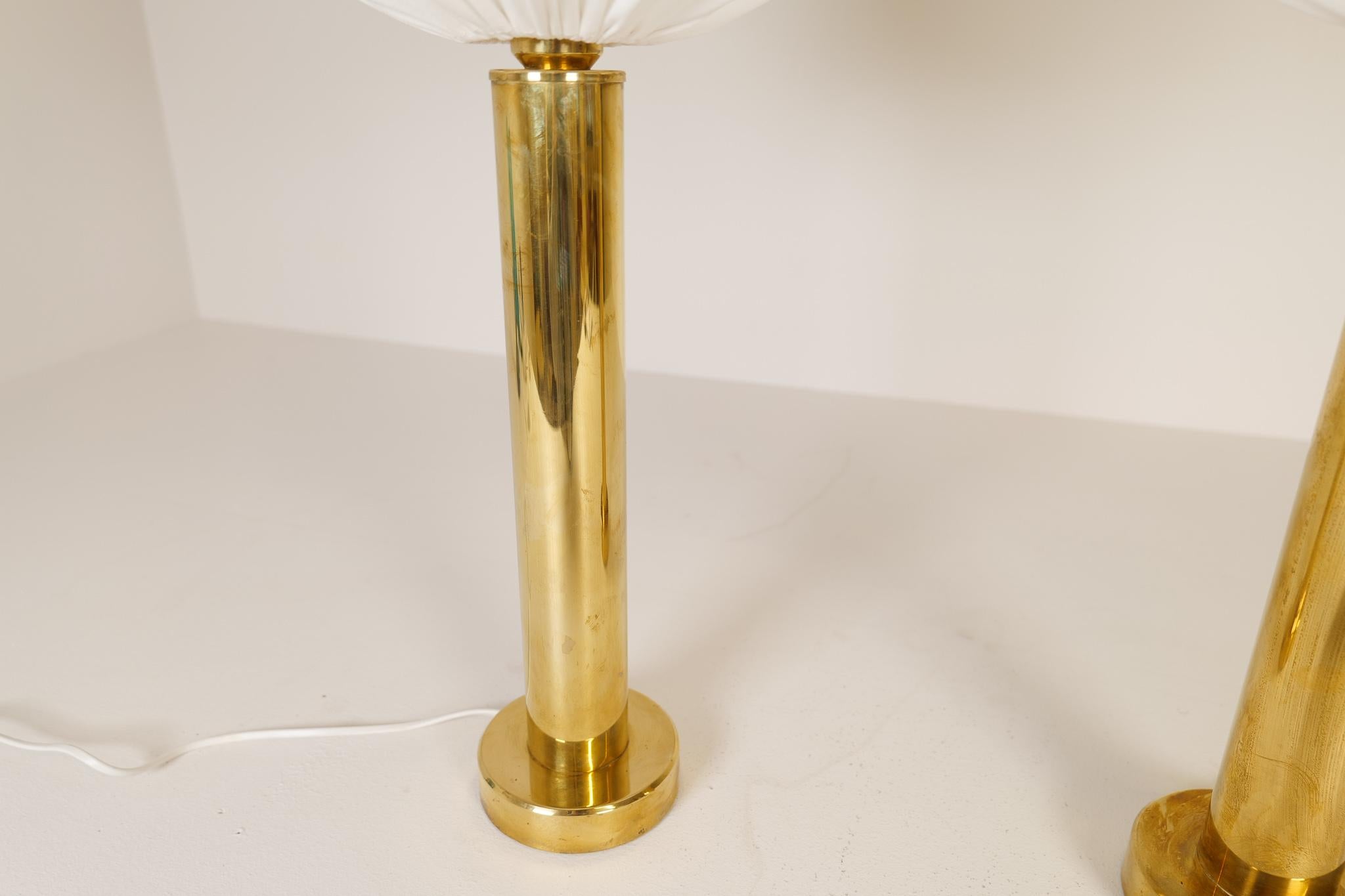 Midcentury Pair of Brass Table Lamps by Kosta Elarmatur, Sweden, 1960s For Sale 2