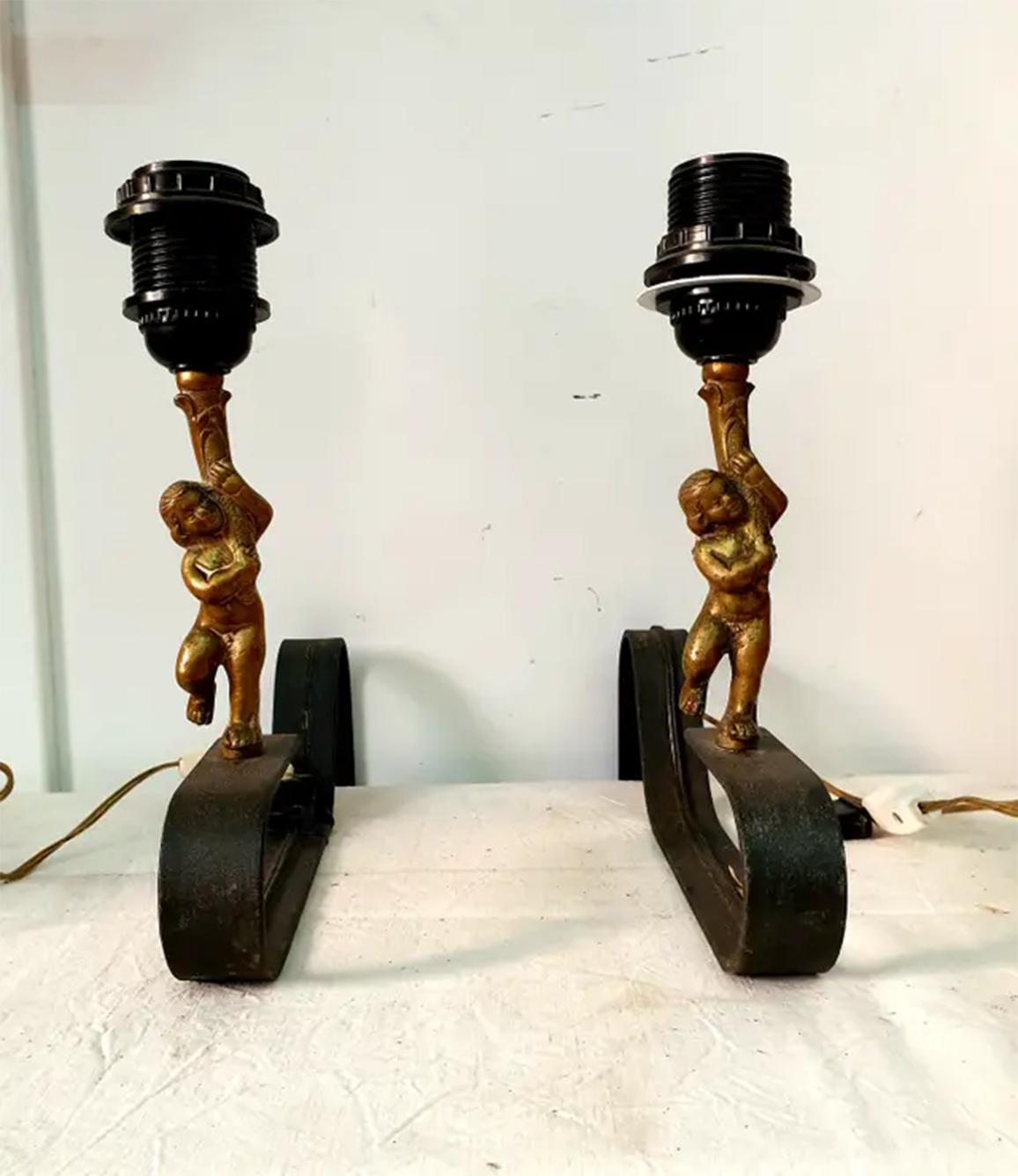 Pair of Wall Sconces With Two Putti or Qherubs or Bronze and Iron 20th Century In Excellent Condition In Mombuey, Zamora