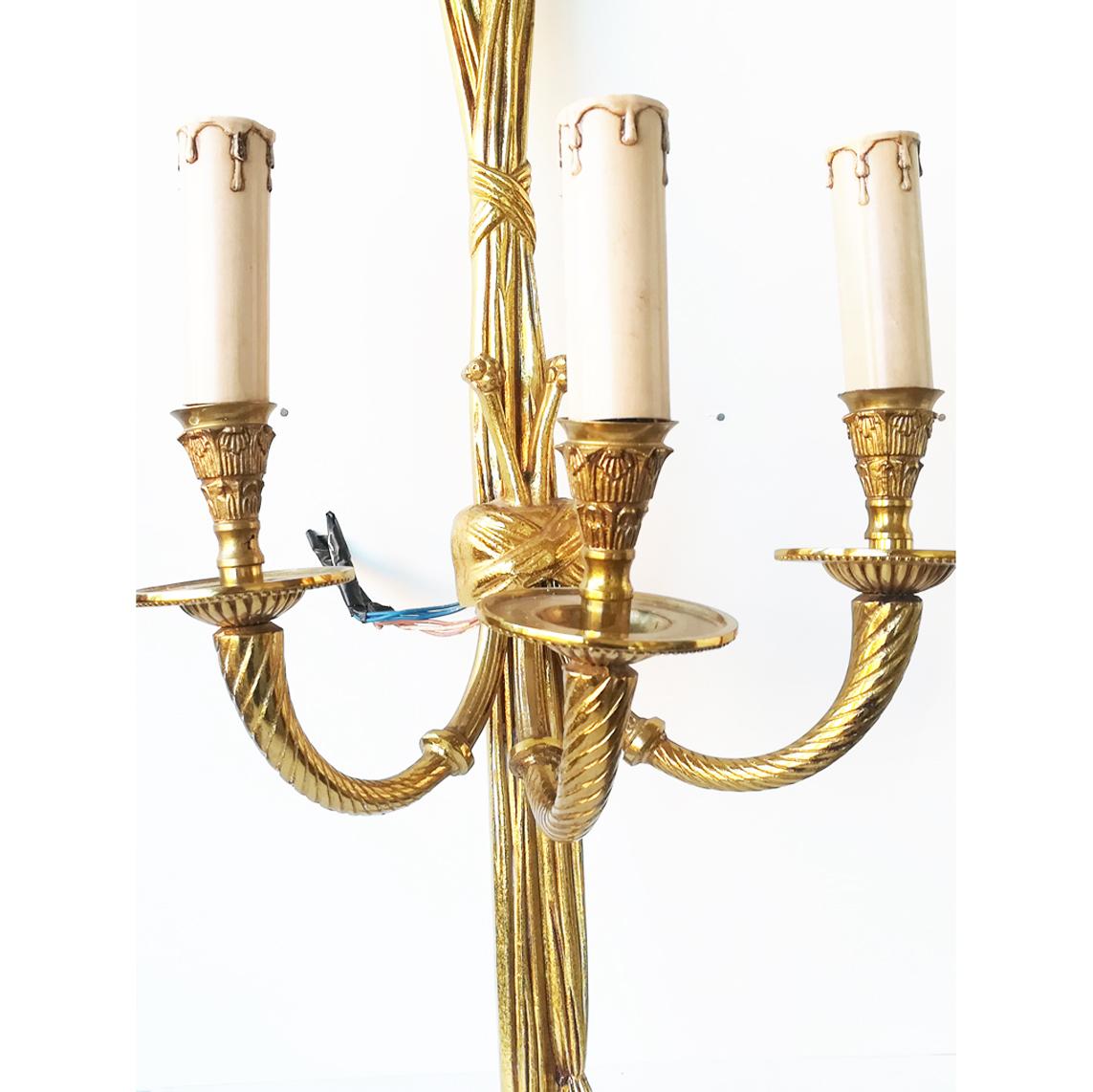 Brass  Pair of Wall Sconces Wall Lamp French Louis XVI Style 20th Century For Sale