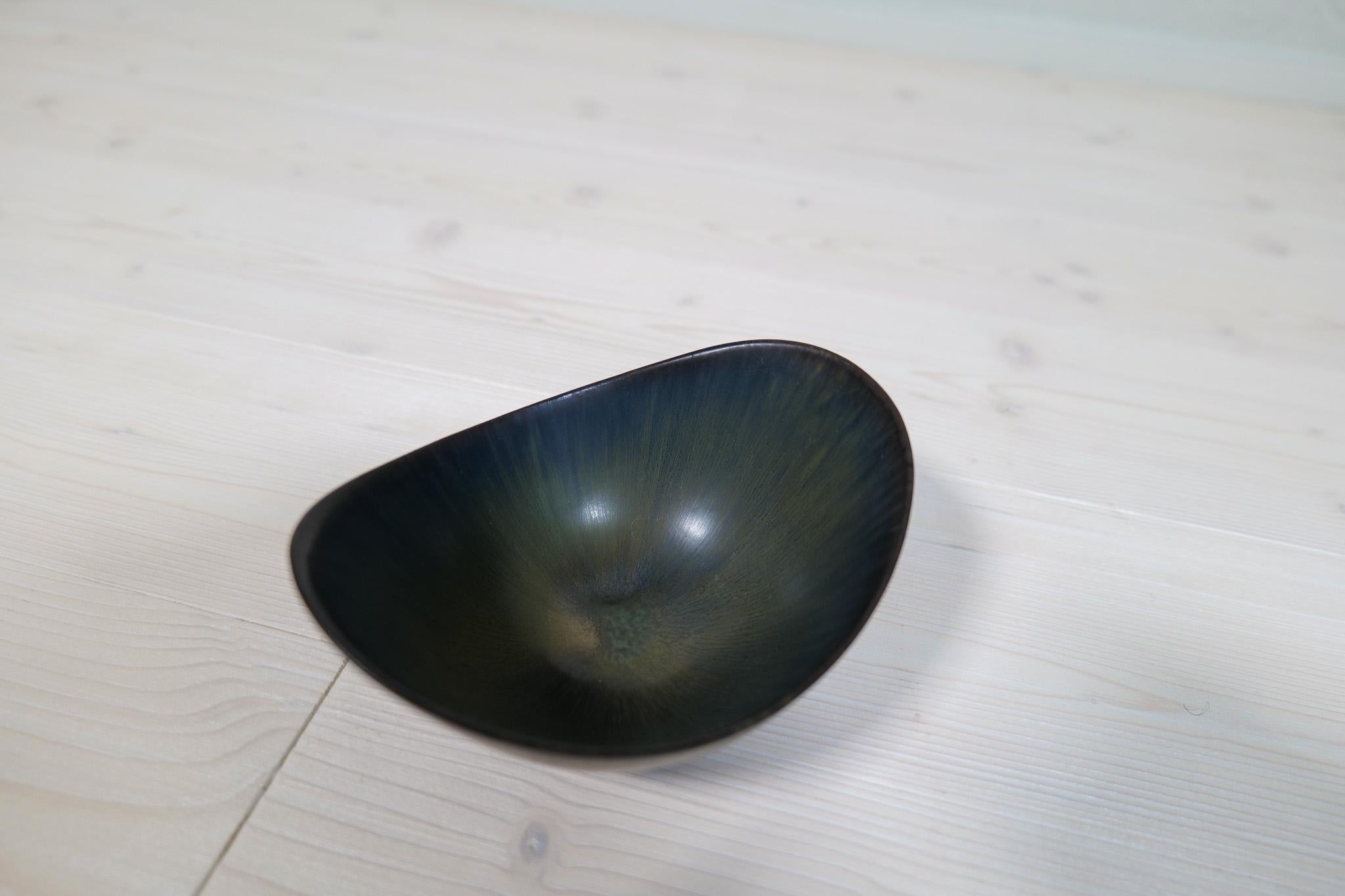 Midcentury Modern Pair of Ceramic Bowls Rörstrand Gunnar Nylund, Sweden For Sale 4