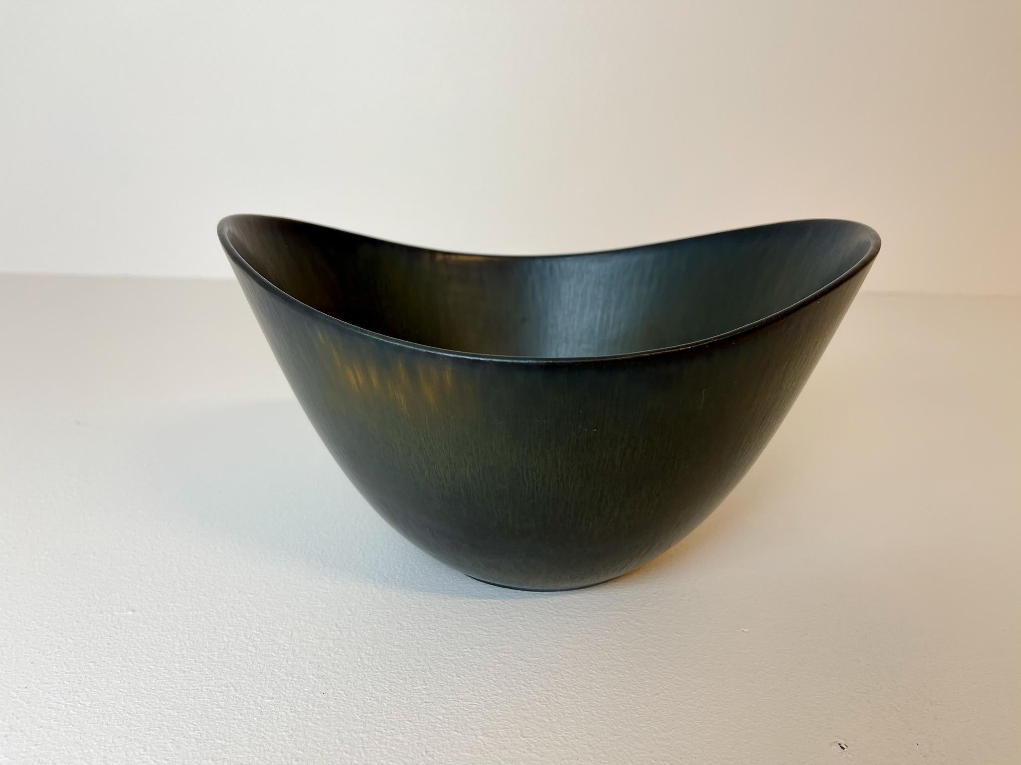 Midcentury Pair of Ceramic Bowls Rörstrand AXK and ARO Gunnar Nylund, Sweden 5