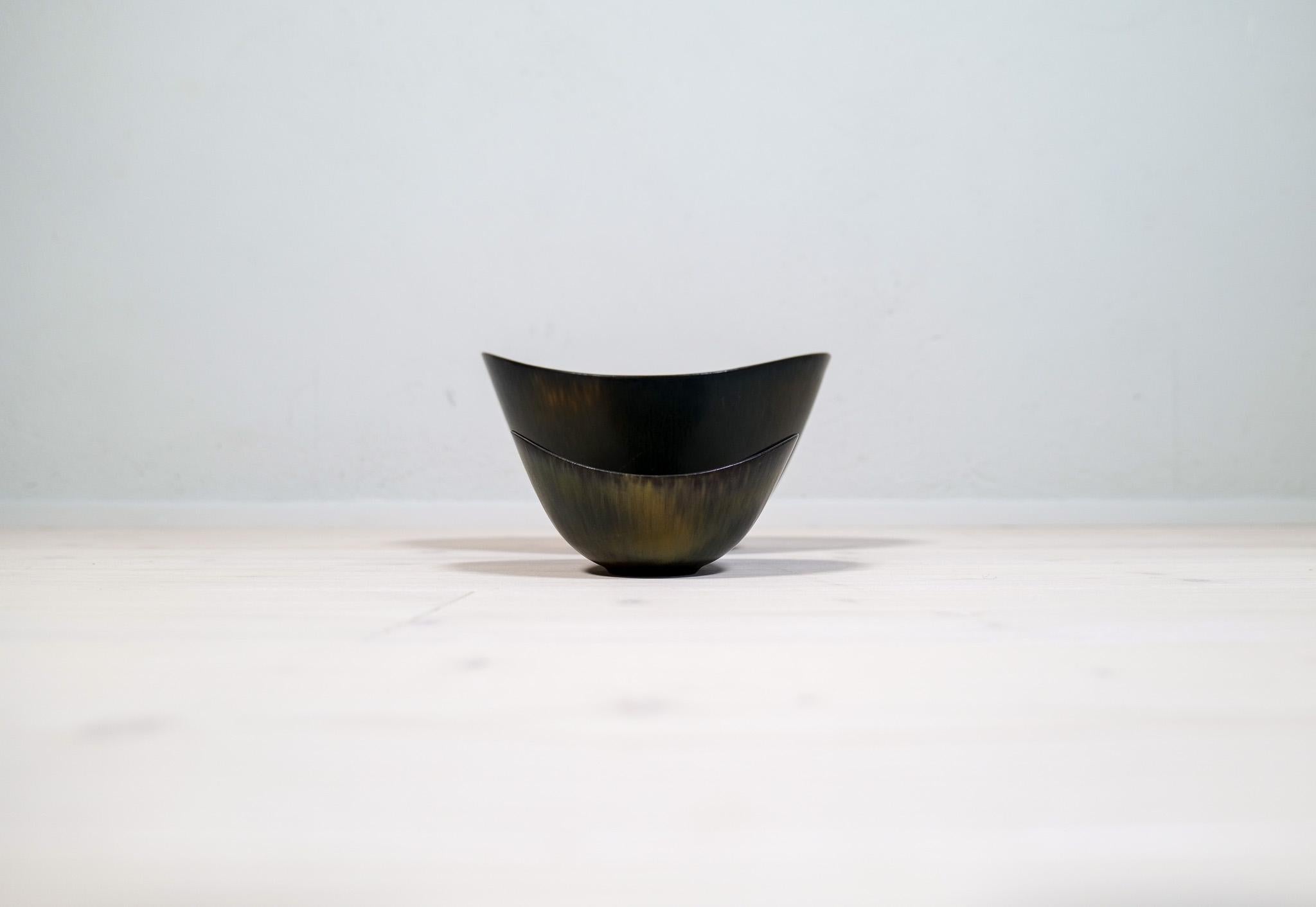 Mid-20th Century Midcentury Modern Pair of Ceramic Bowls Rörstrand Gunnar Nylund, Sweden For Sale