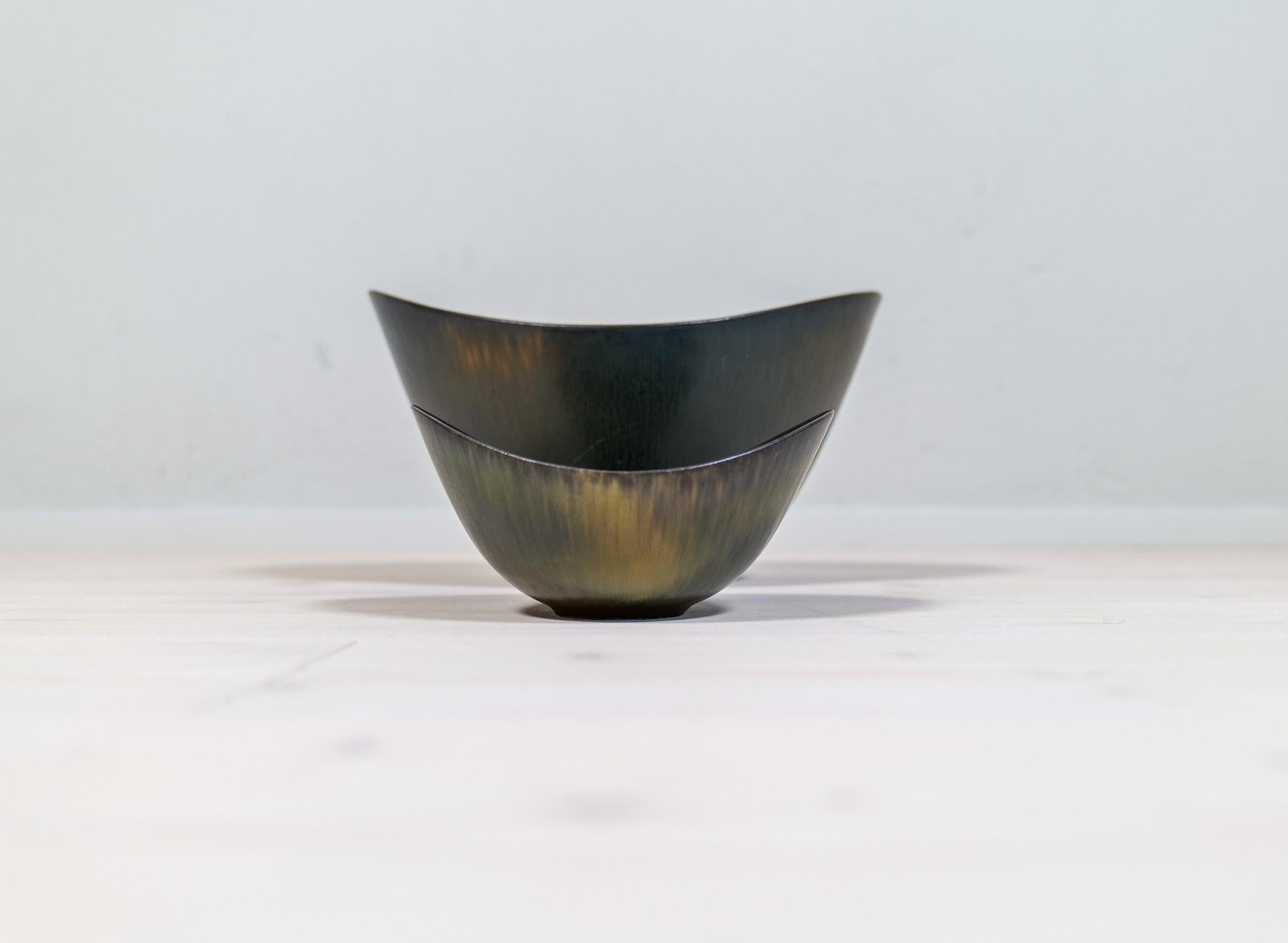 Midcentury Modern Pair of Ceramic Bowls Rörstrand Gunnar Nylund, Sweden For Sale 1