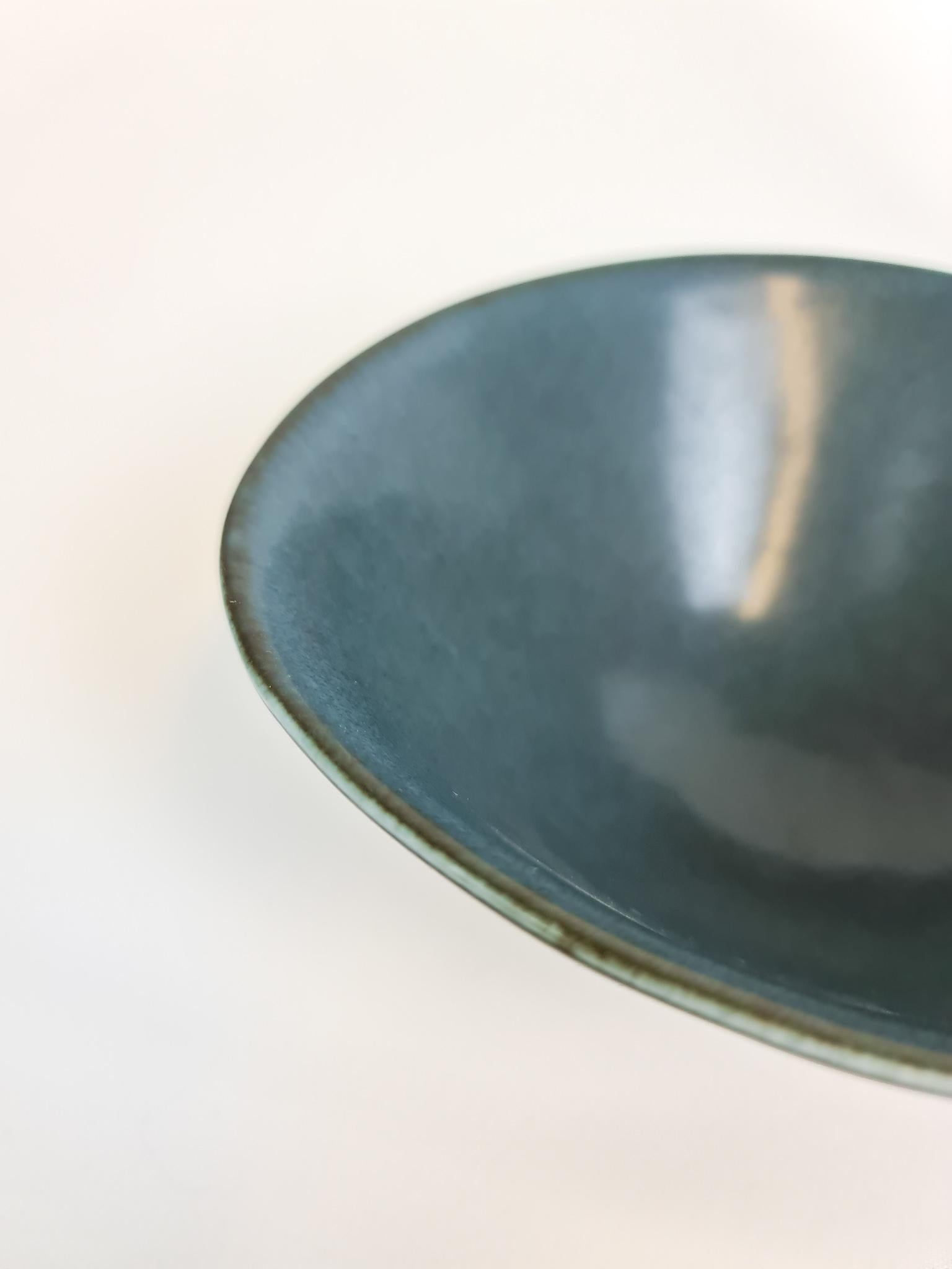 Midcentury Pair of Ceramic Bowls Rörstrand Carl Harry Stålhane, Sweden, 1950s For Sale 1