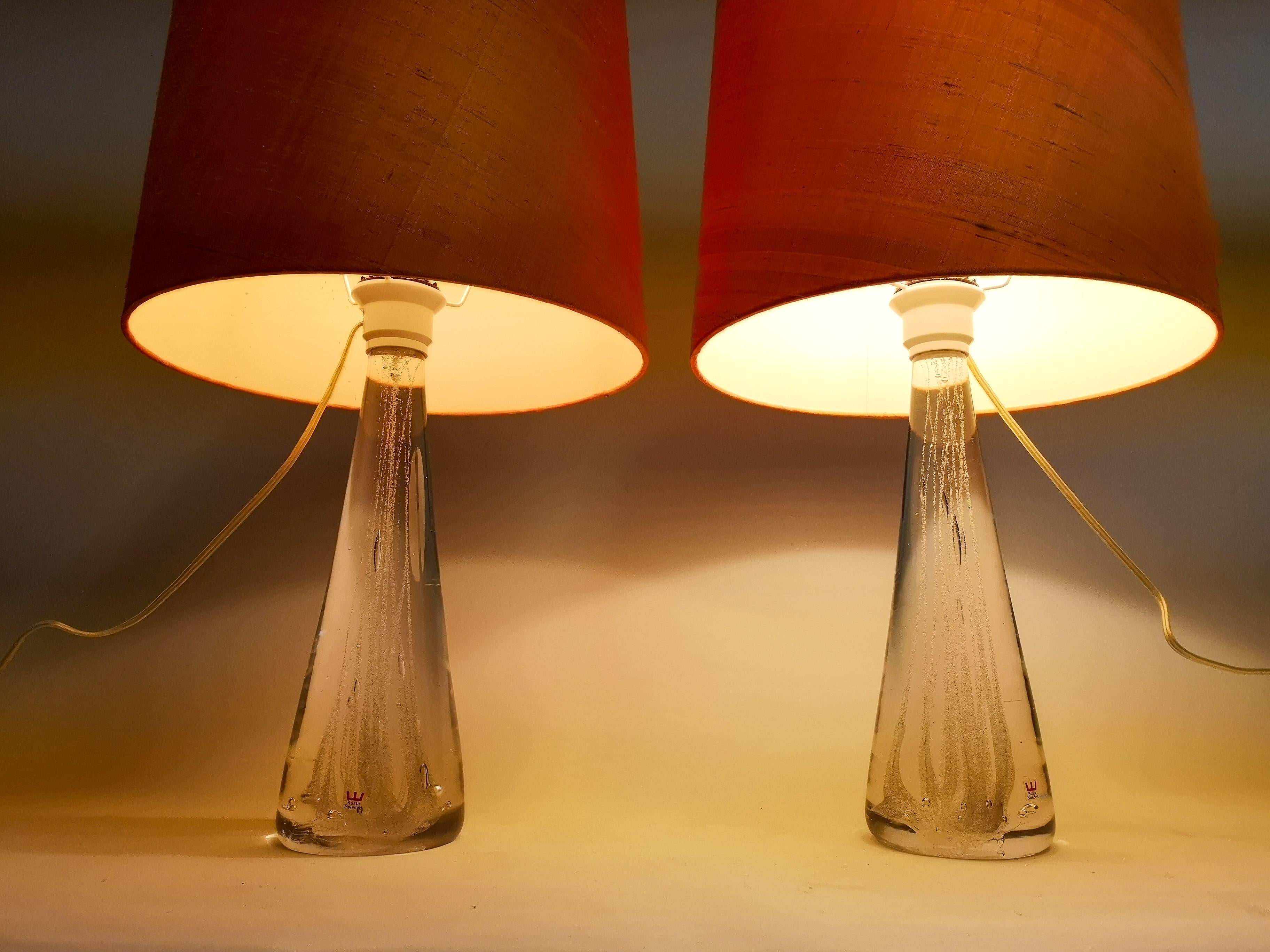 Midcentury Pair of Crystal Glass Table Lamps by Vicke Lindstrand 4