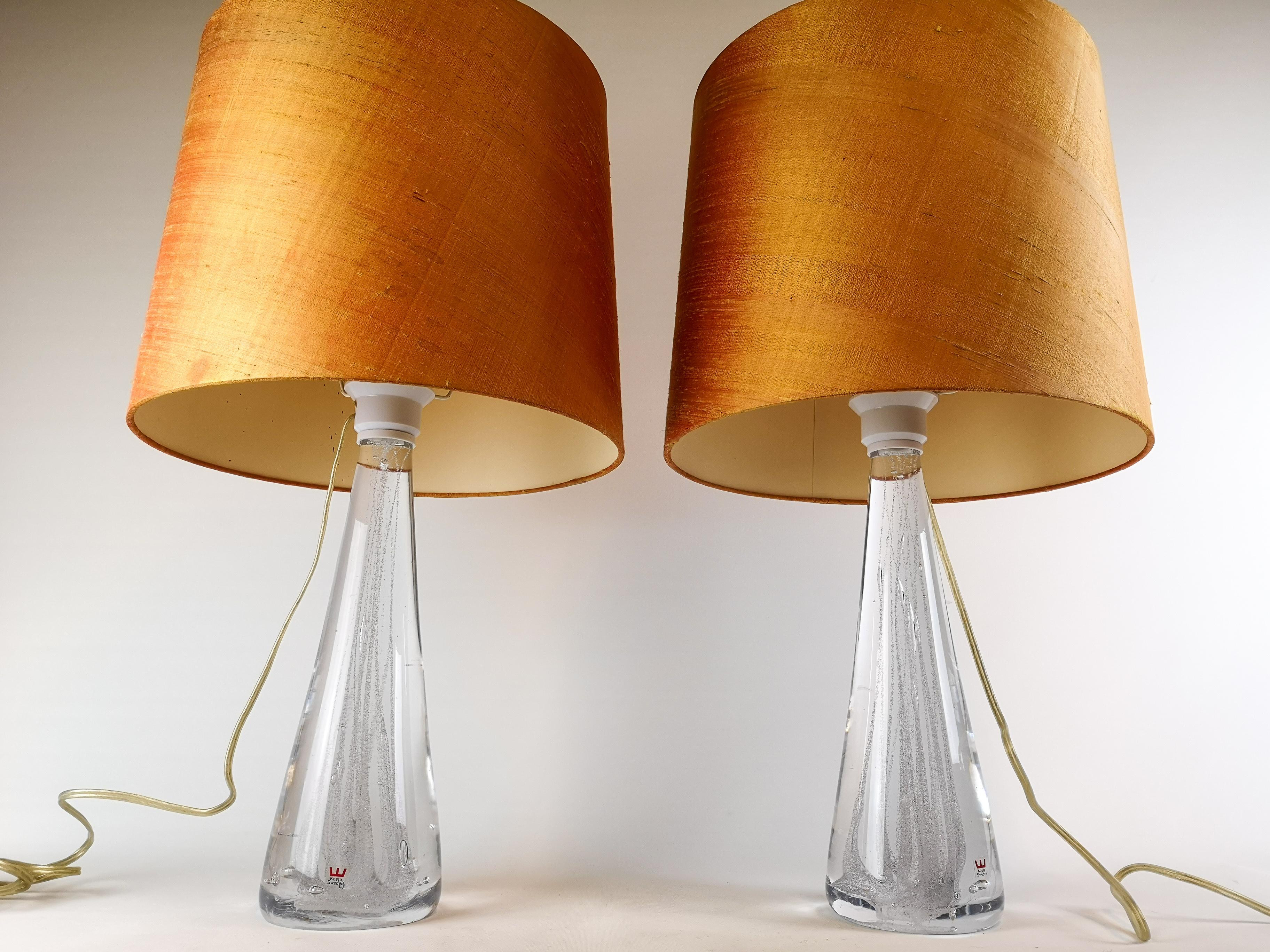 Midcentury Pair of Crystal Glass Table Lamps by Vicke Lindstrand 2