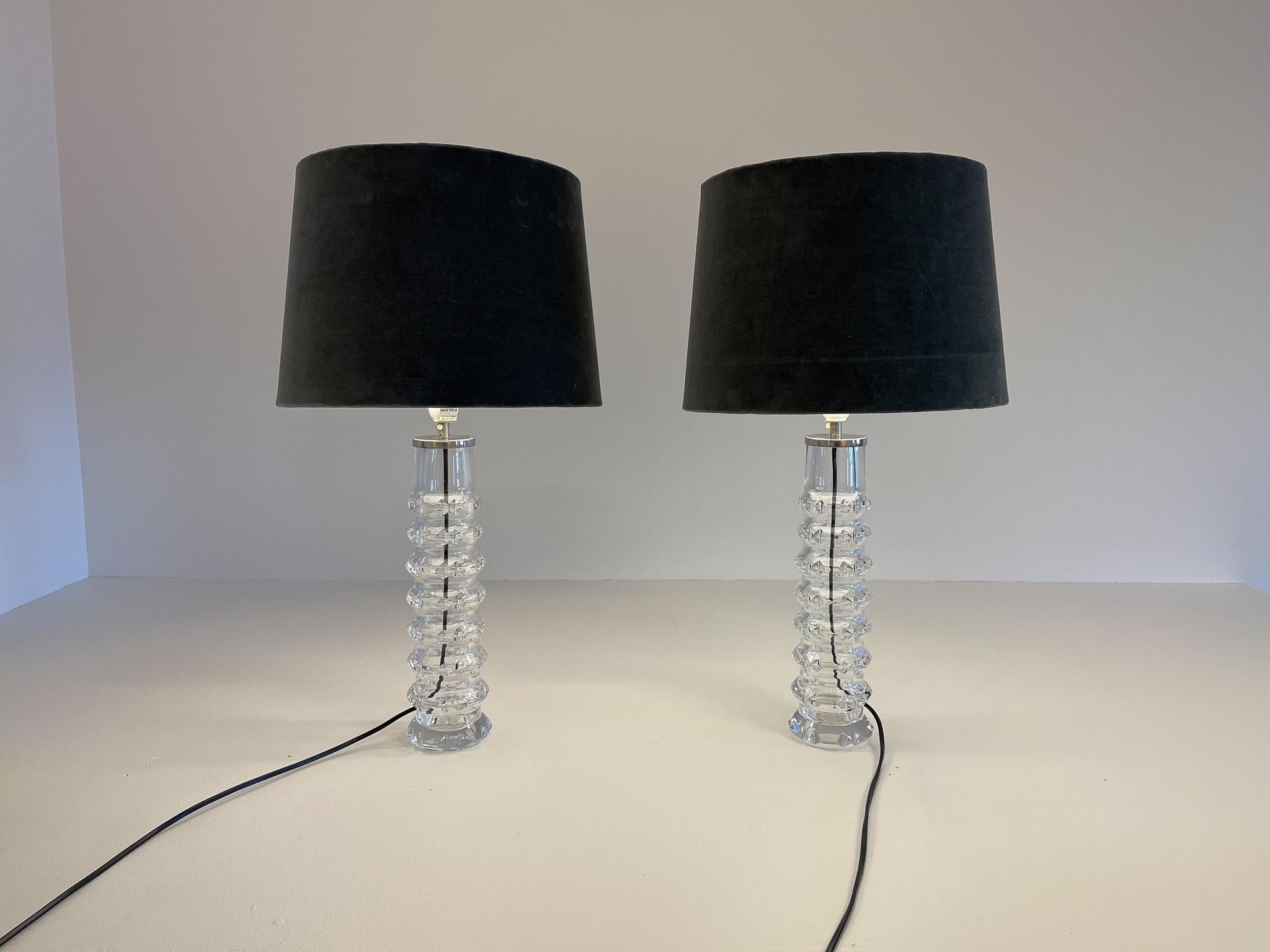 Midcentury Pair of Crystal Lamps by Carl Fagerlund for Orrefors Sweden, 1970s For Sale 4