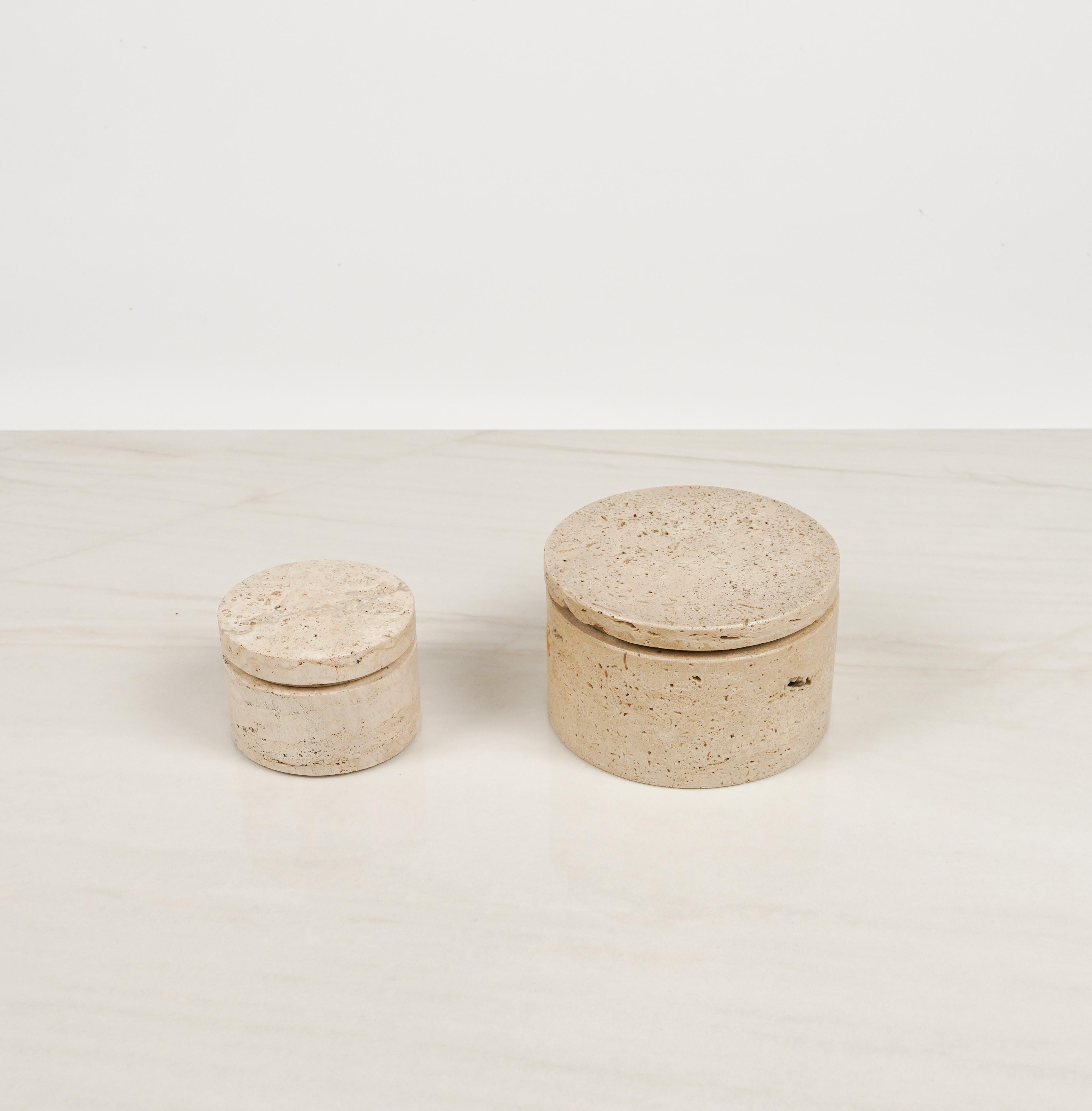 Midcentury Pair of Decorative Box in Travertine Enzo Mari Style, Italy 1970s For Sale 1