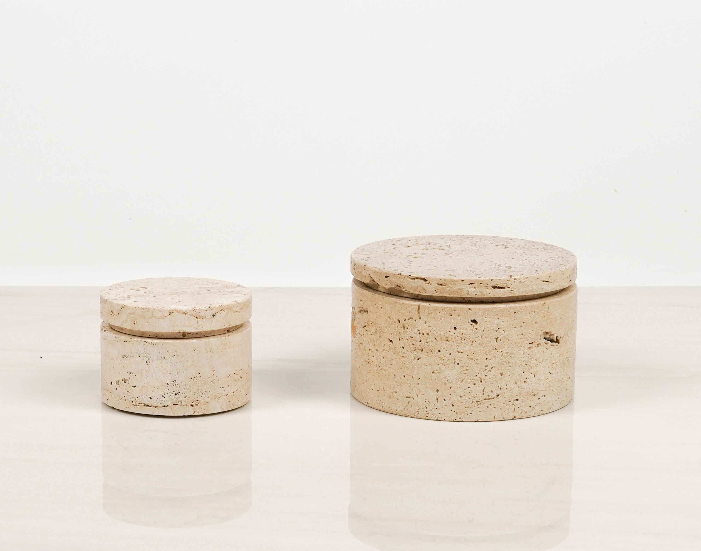 Midcentury Pair of Decorative Box in Travertine Enzo Mari Style, Italy 1970s For Sale 2
