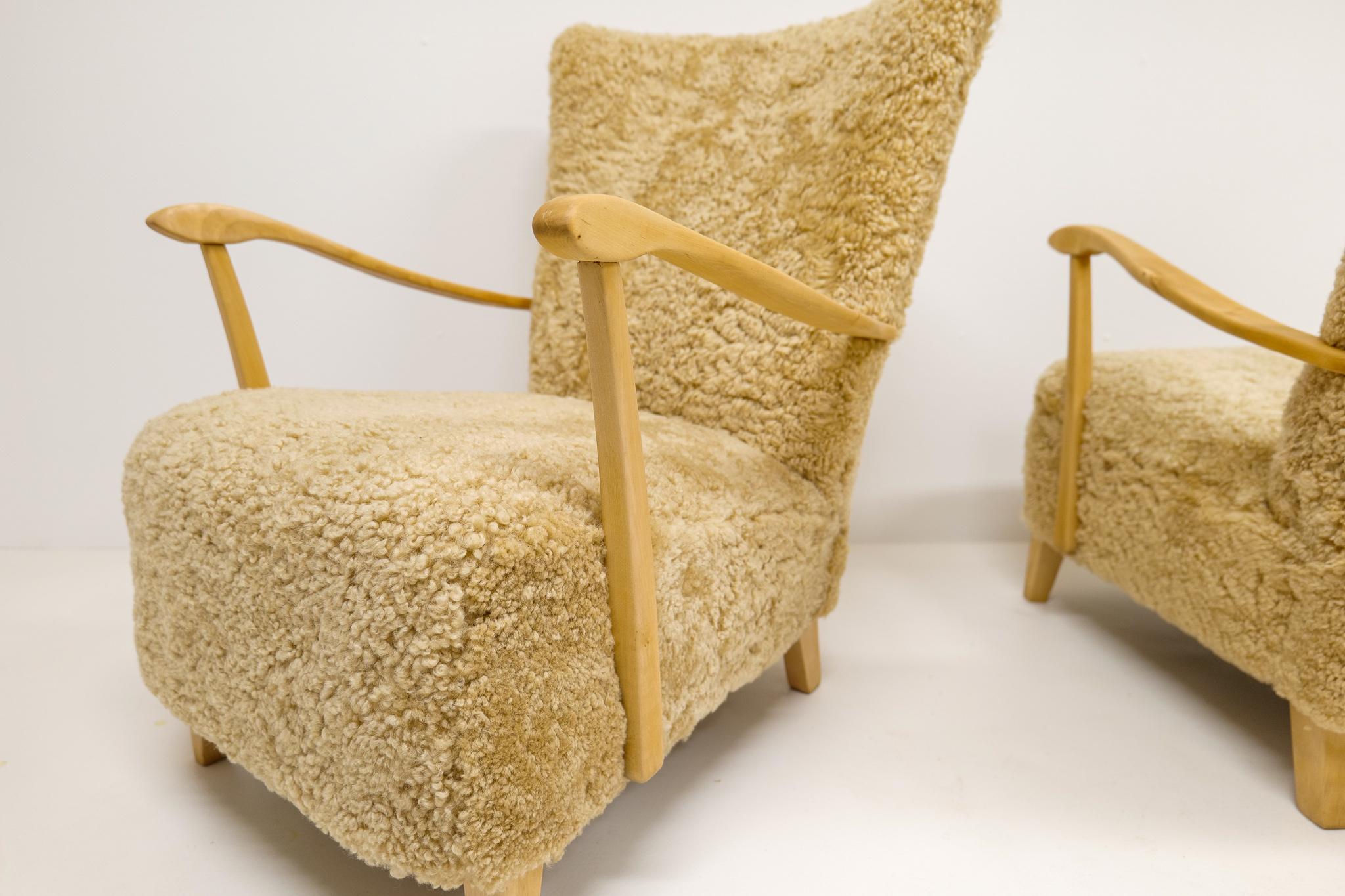 Midcentury Pair of Easy Chairs DUX in Sheepskin shearling, Sweden, 1950s 6