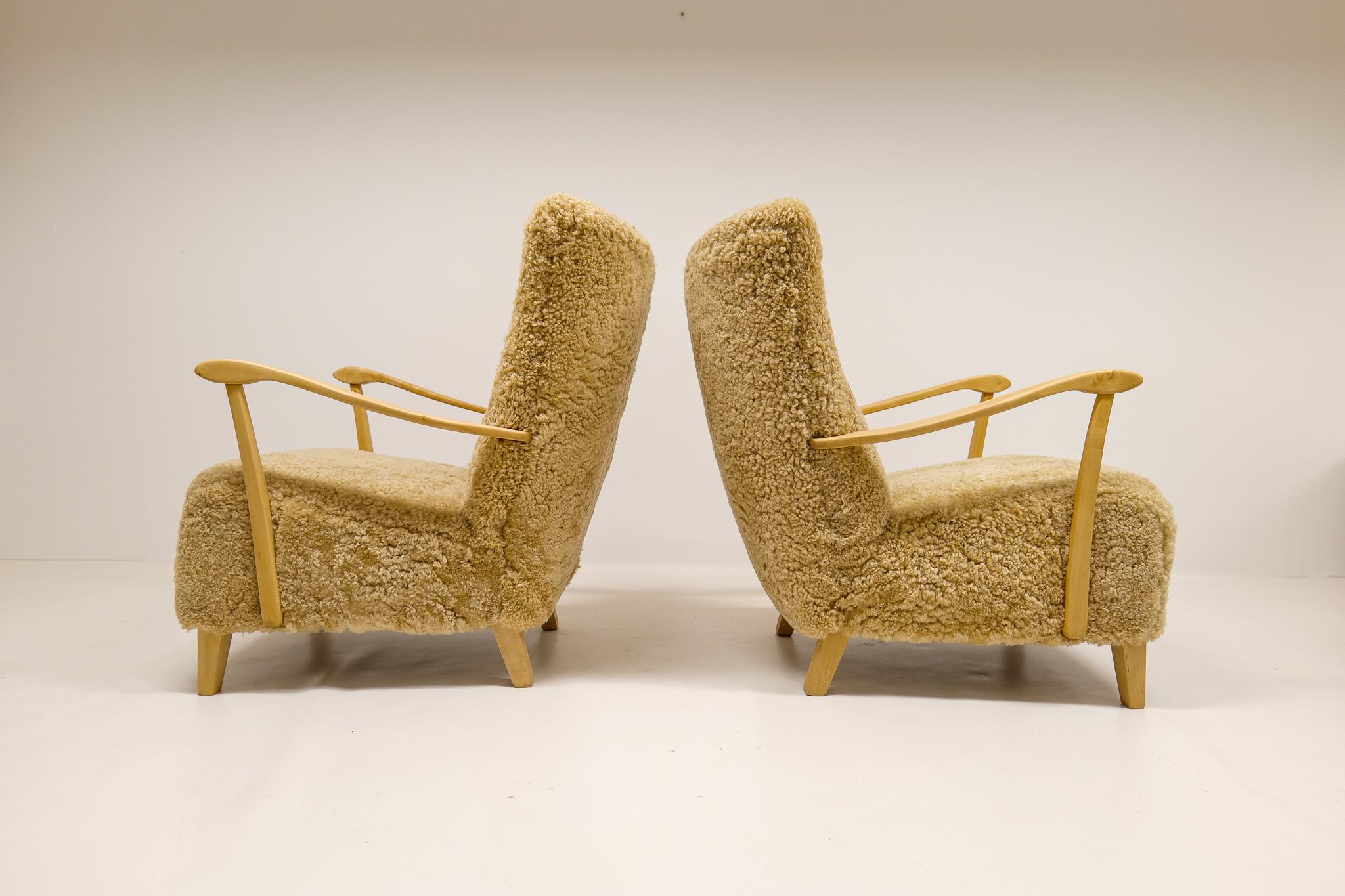 Midcentury Pair of Easy Chairs DUX in Sheepskin shearling, Sweden, 1950s 1