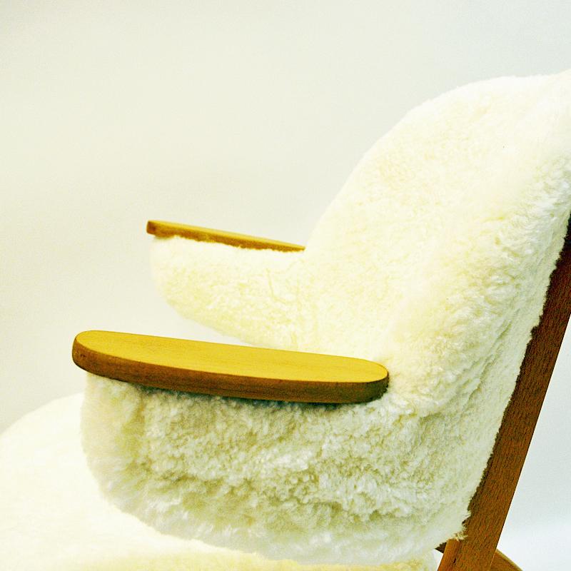 Mid-20th Century Midcentury Pair of Easy Chairs in White Sheepskin, Sollide Møbler Norway, 1950s