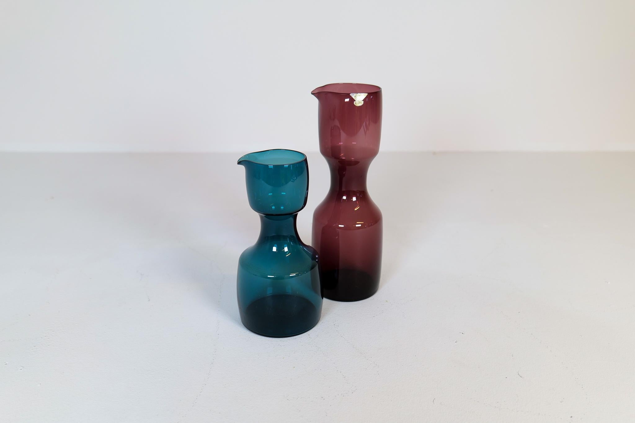 Mid-Century Modern Midcentury Pair  of Gullaskruf Vases Designed by Kjell Blomberg Sweden 1950s For Sale