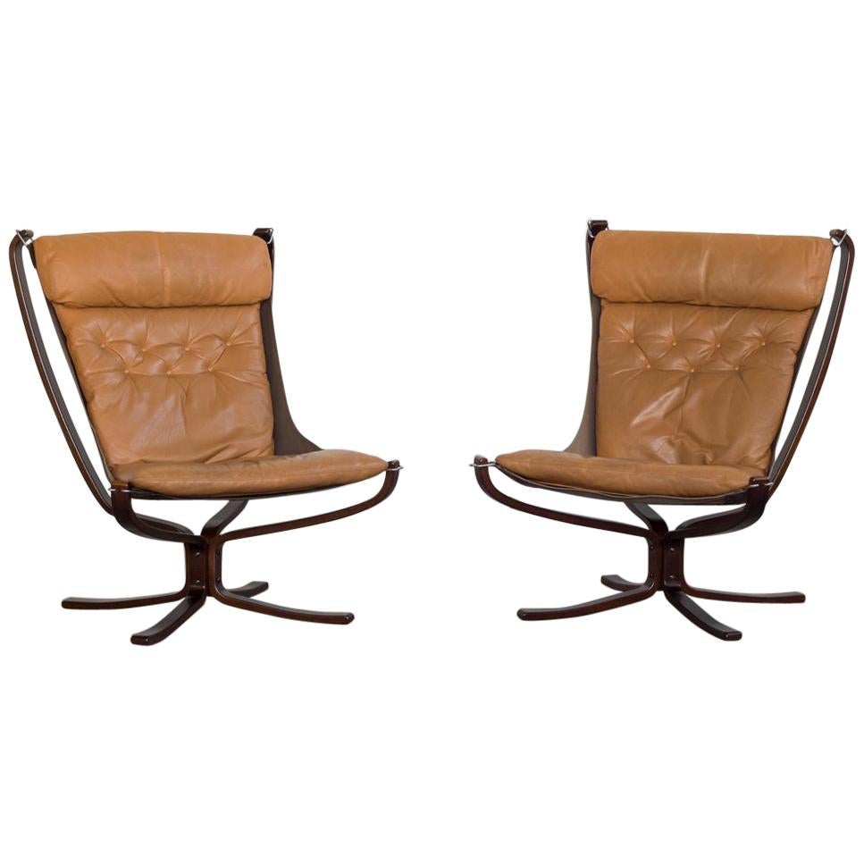 Midcentury Pair of High-Back Falcon Chairs by Sigurd Ressell for Vatne Møbler