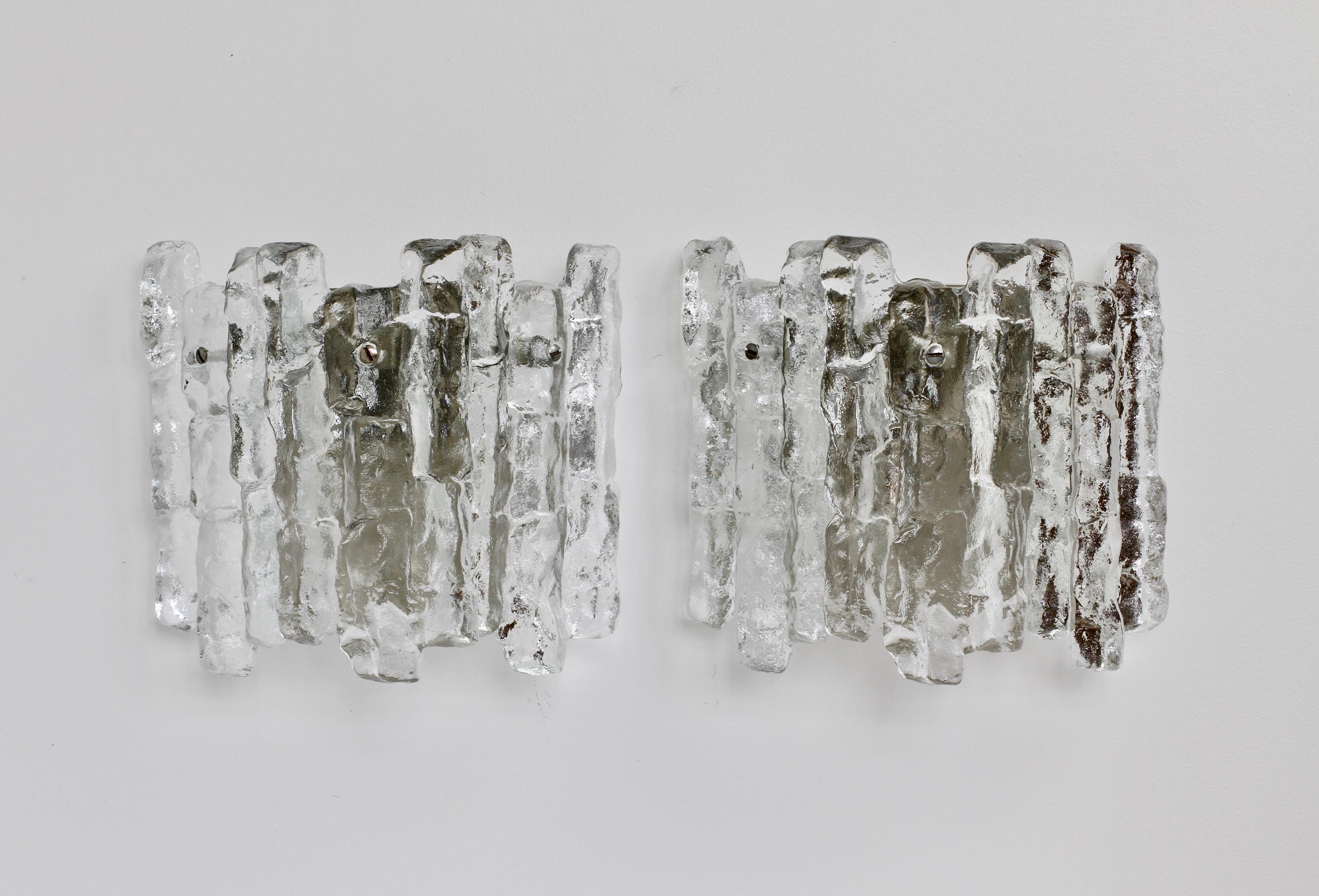 Mid-Century Pair of Kalmar 1960s Clear Glass Ice Crystal Wall Lights or Sconces 8
