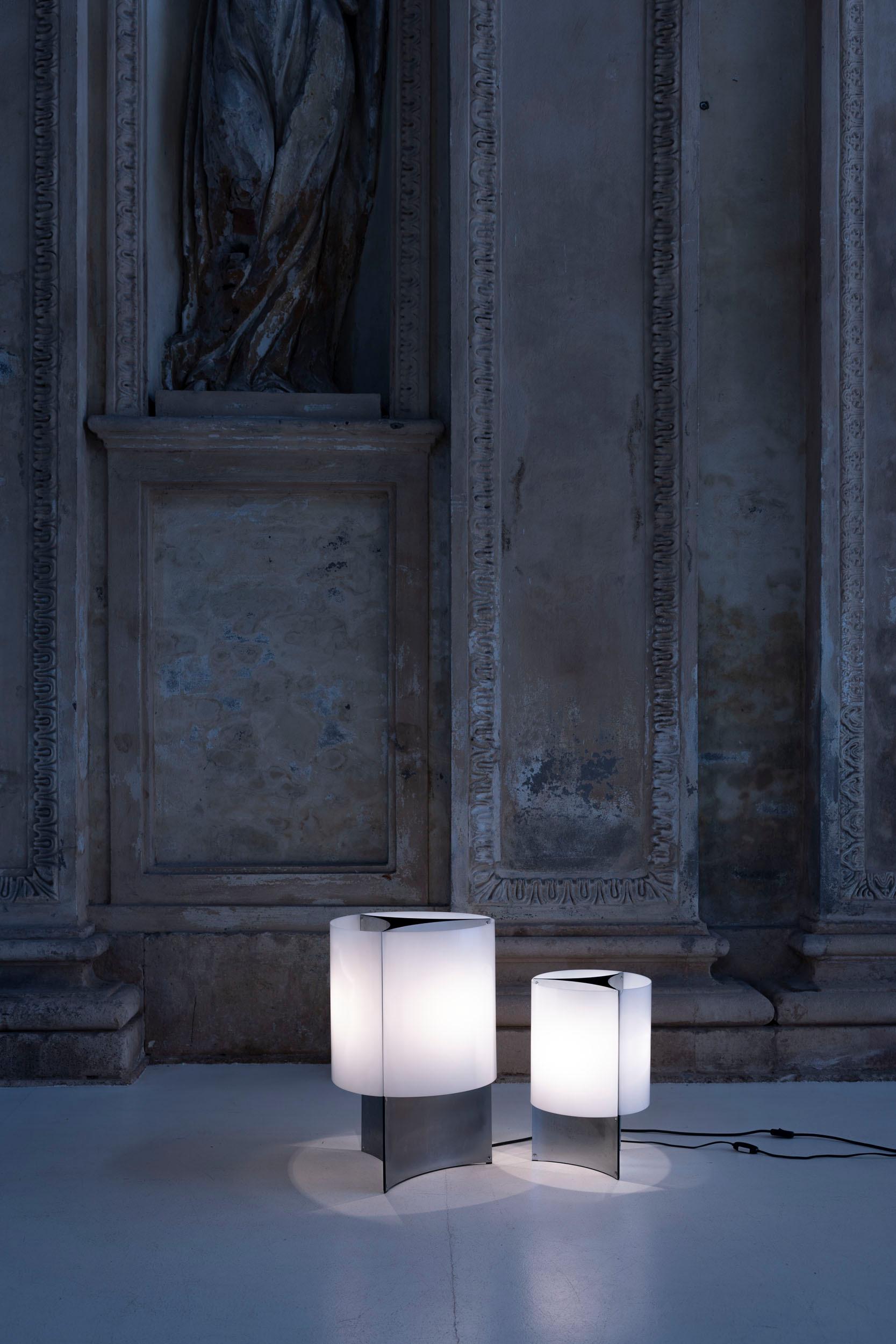 Mid-Century Modern Midcentury pair of lamps 526 model G and P by Massimo Vignelli for Arteluce