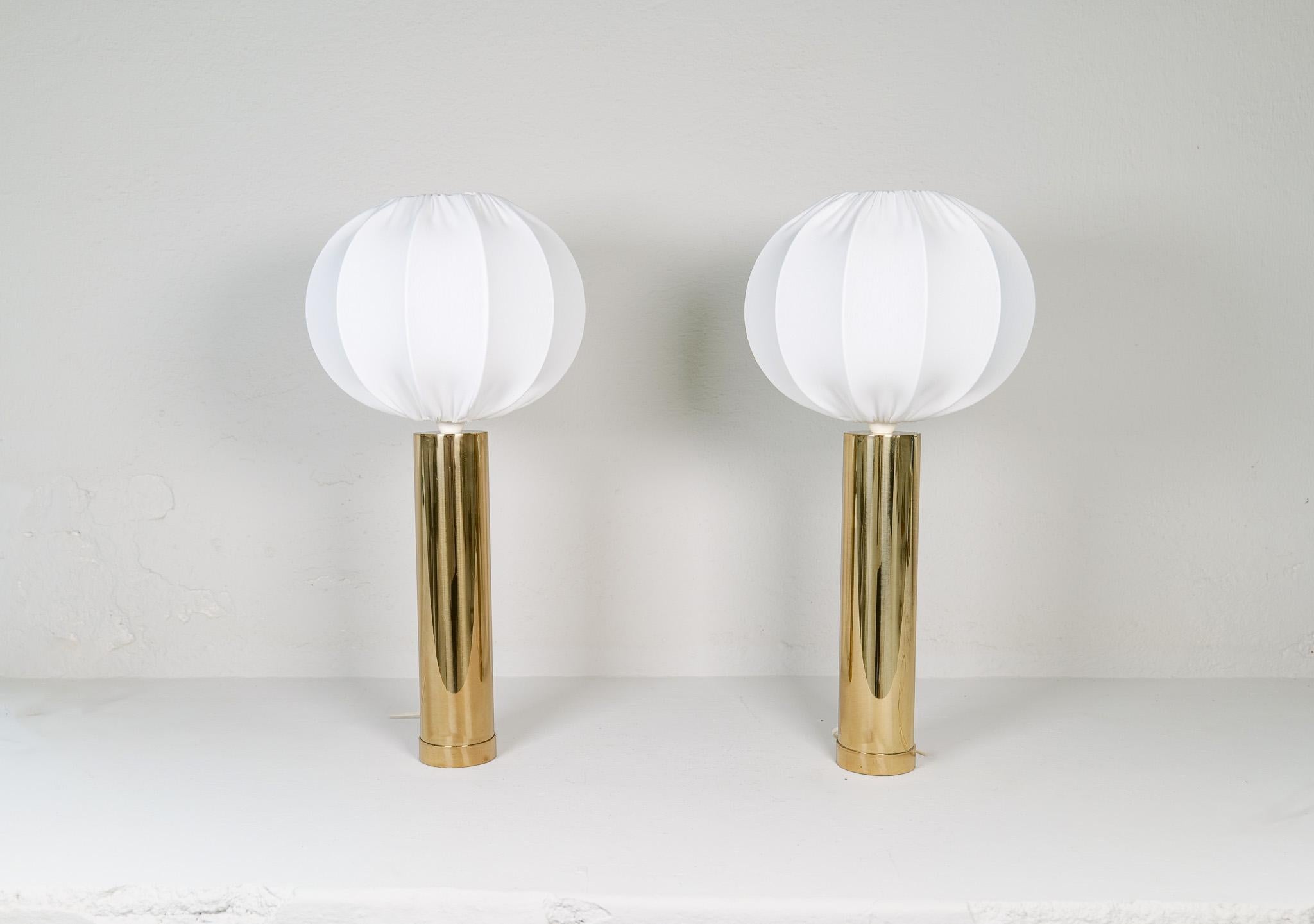 Midcentury Pair of Large Brass Bergboms B-010 Table Lamps, 1960s, Sweden In Good Condition For Sale In Hillringsberg, SE