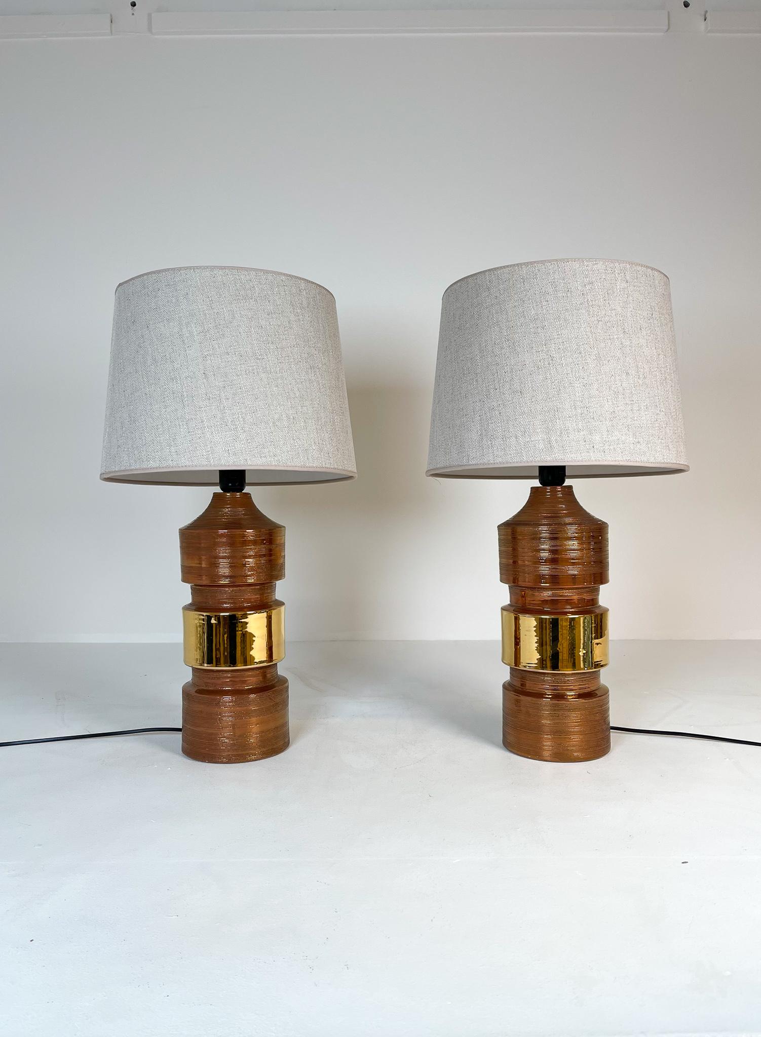 Swedish Midcentury Pair of Large Brass Bergboms Bitossi Table Lamps, 1960s, Sweden For Sale
