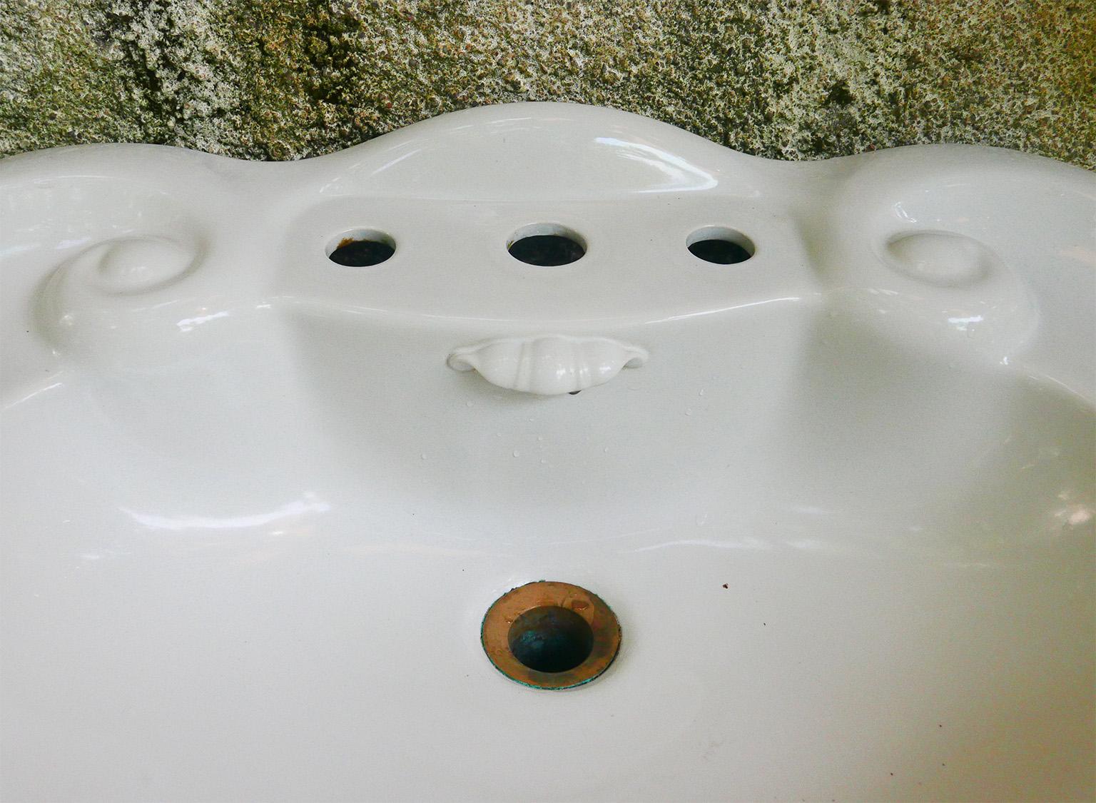 Mid-Century Modern Midcentury Pair of Porcelain Wash basins, Antonia Campi for Lavenite Ginori 1960