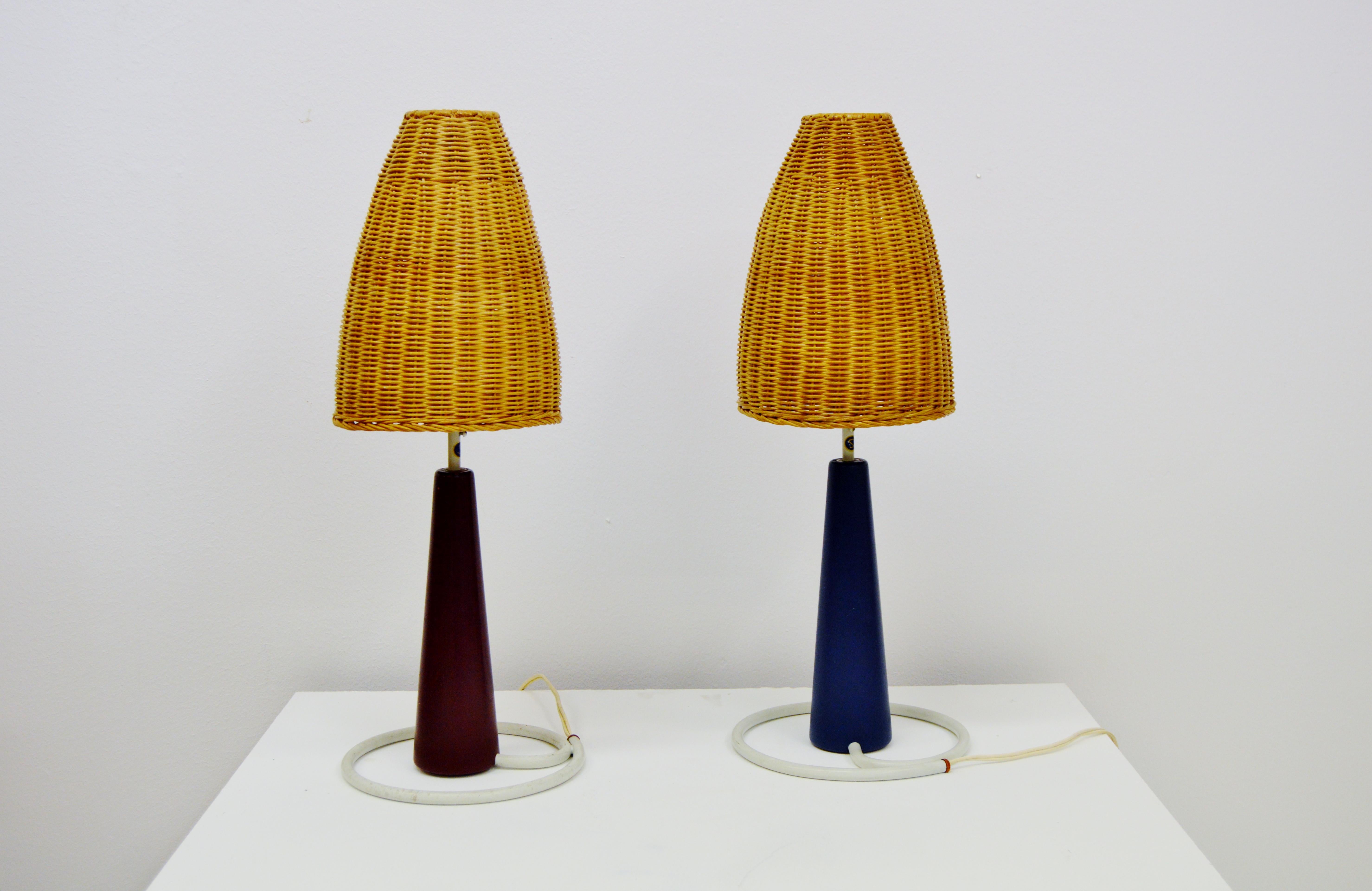 Midcentury Pair of Scandinavian Modern Bergbom Cone Shaped Table Lamps For Sale 5