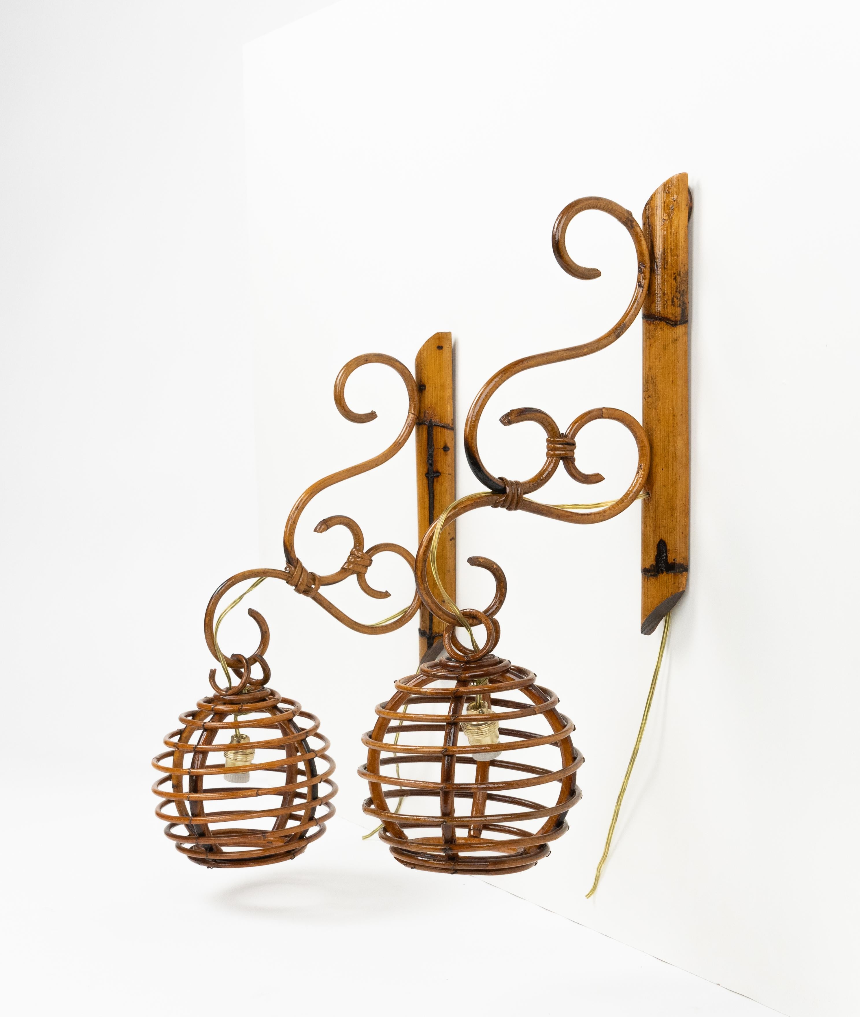 Midcentury Pair of Sconces in Bamboo and Rattan Louis Sognot Style, Italy 1960s For Sale 6