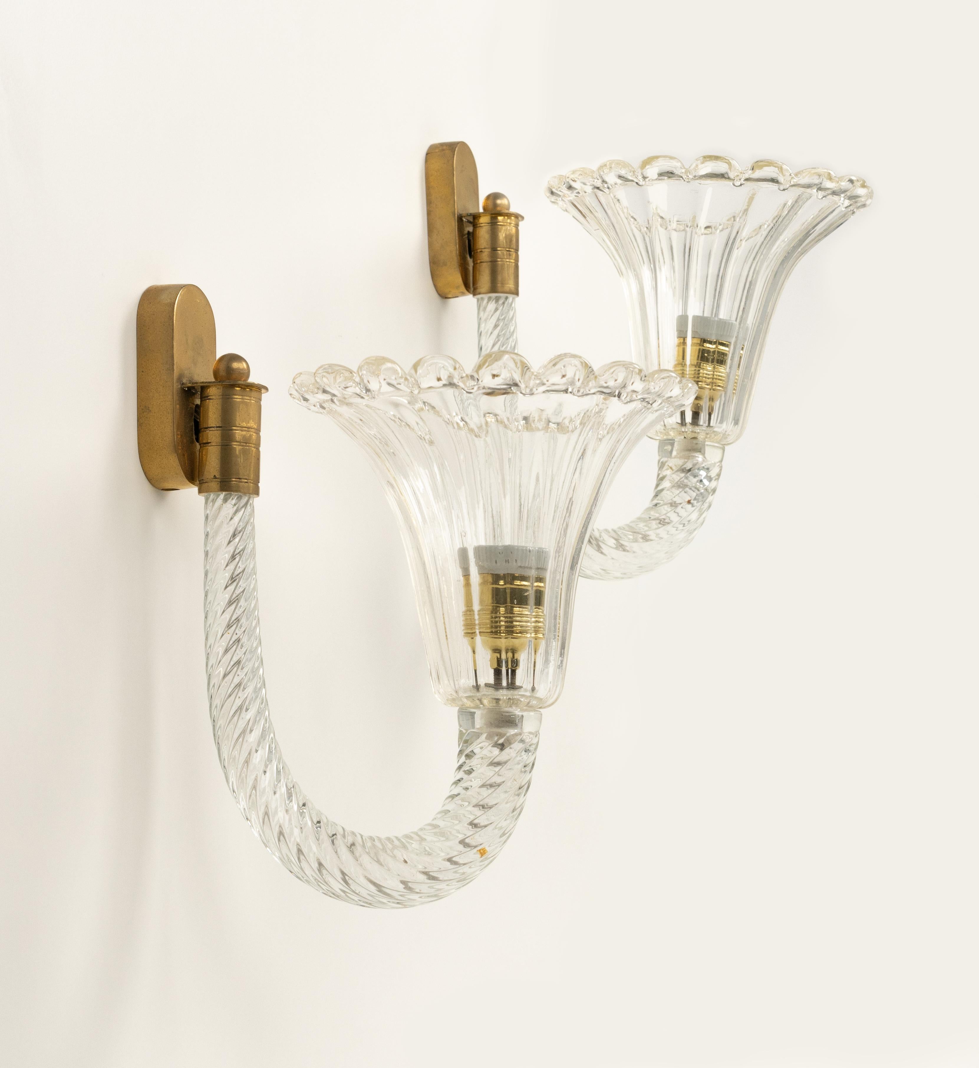 Mid-20th Century Pair of Sconces Murano Glass & Brass Barovier & Toso Style, Italy 1950s For Sale