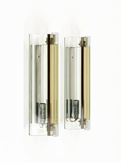 Coppia di lampade da parete a forma di sconsiderata in vetro e acciaio di Veca, Italia, anni '70