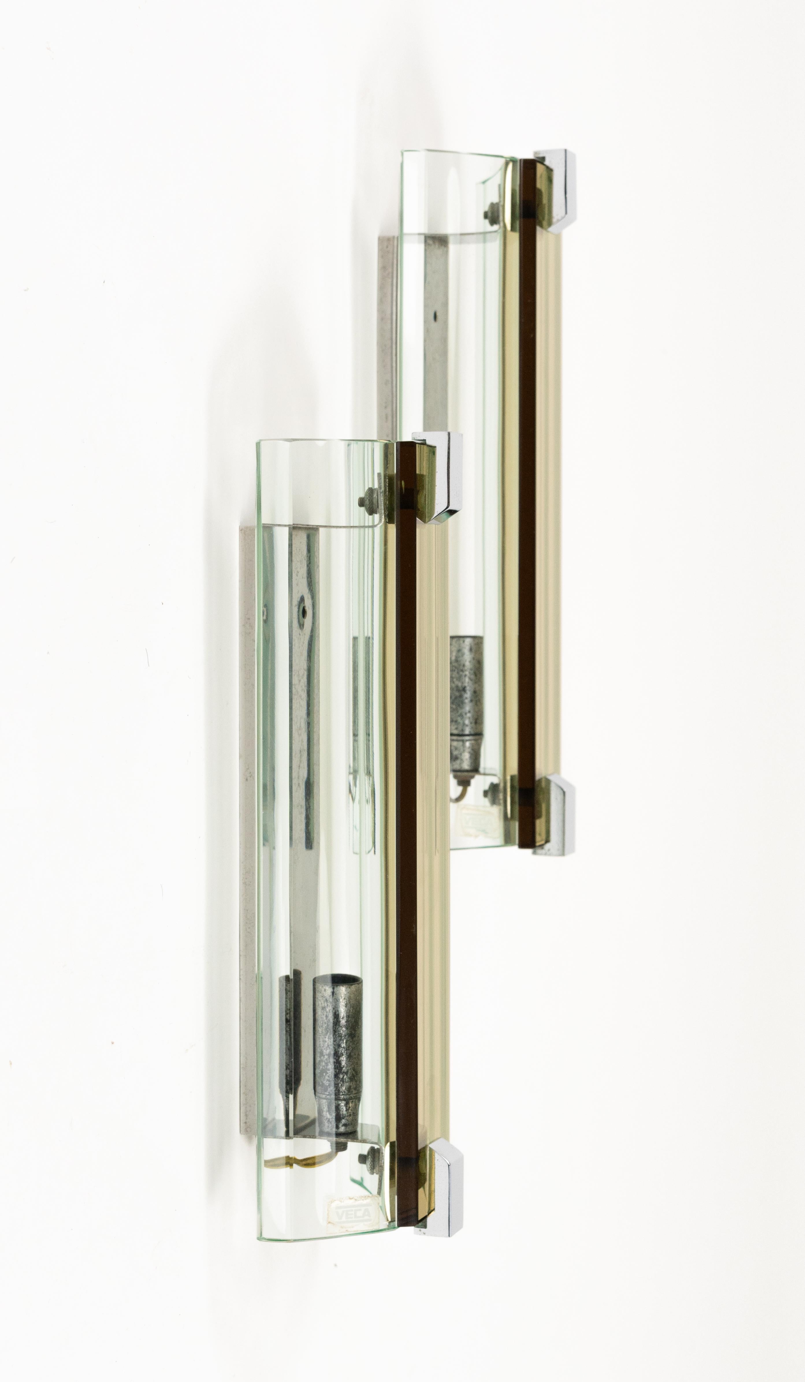 Midcentury Pair of Sconces Wall Lamps in Glass and Steel by Veca, Italy 1970s For Sale 1